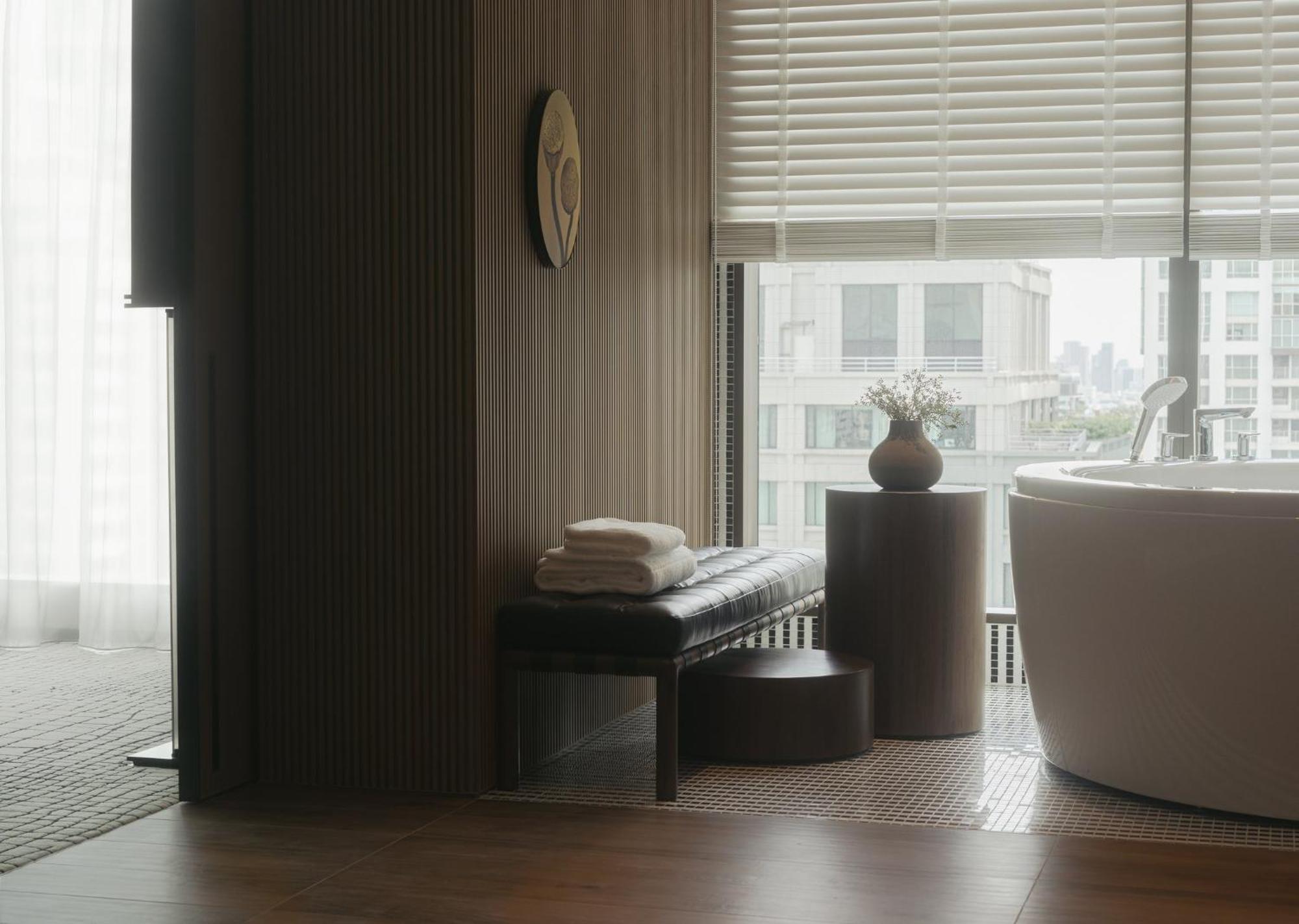 Kimpton Maa-lai By Ihg Hotel 5*