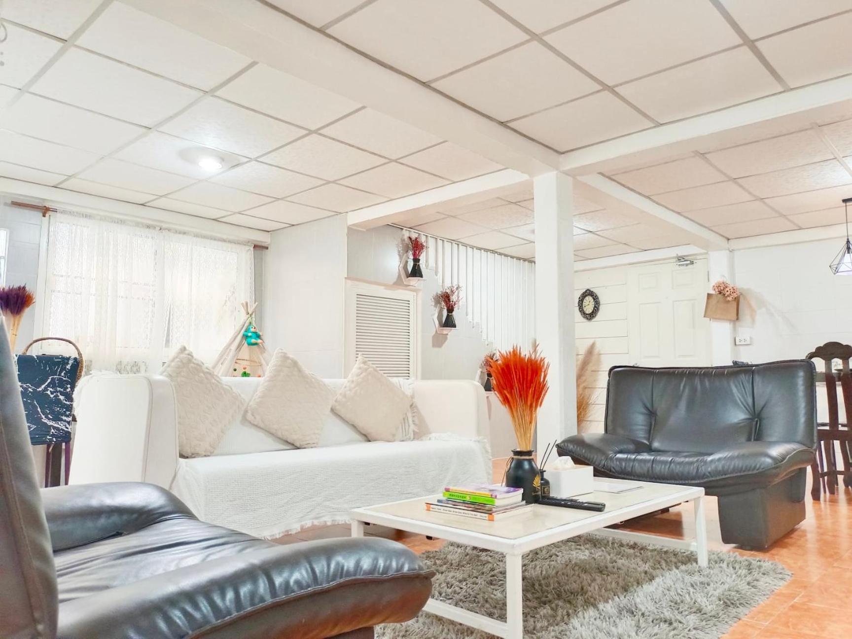 Getaway - 4 Bedroom,6 Beds And 5 Bathroom Villa *