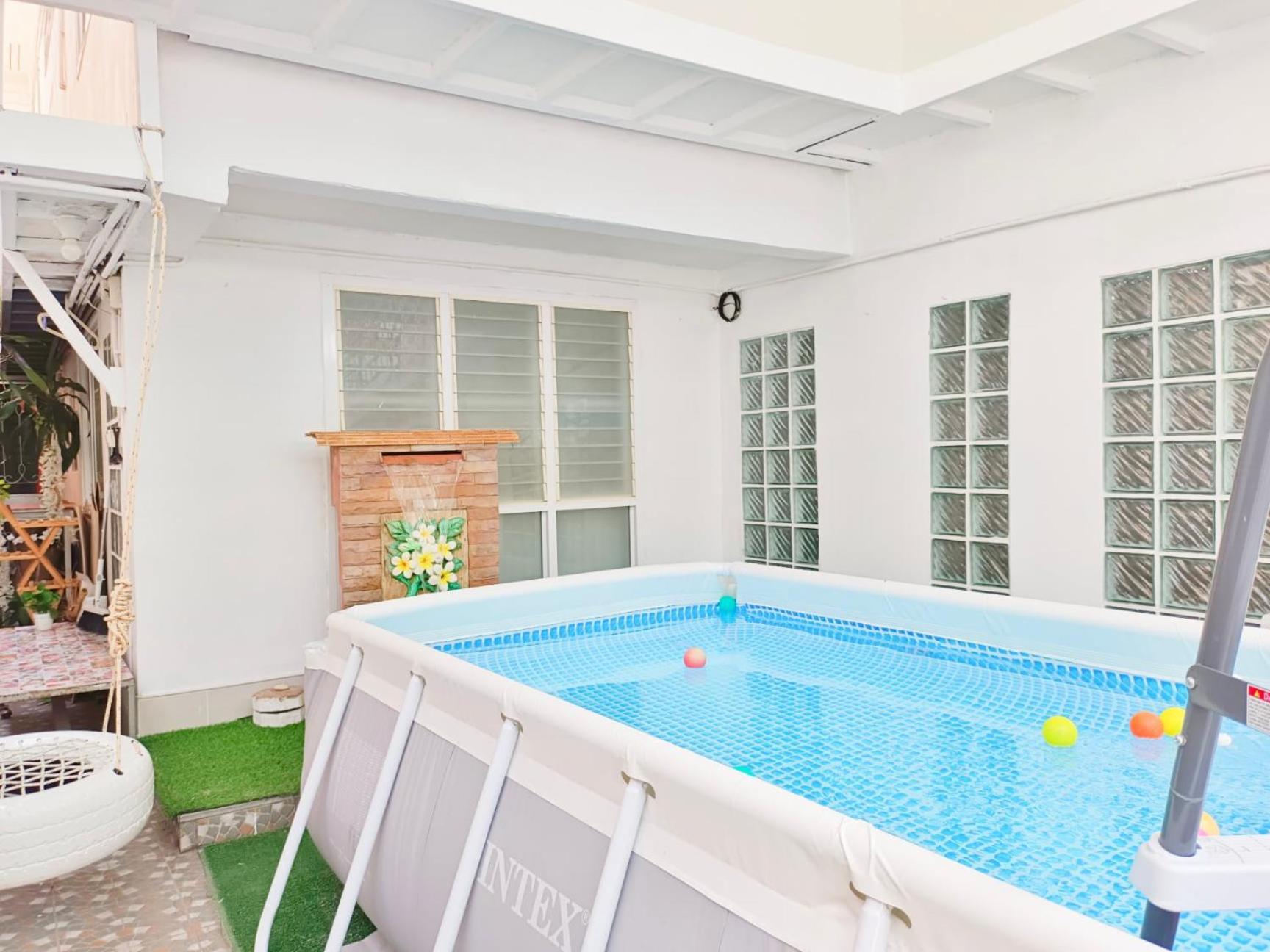 Villa Getaway - 4 Bedroom,6 Beds And 5 Bathroom *
