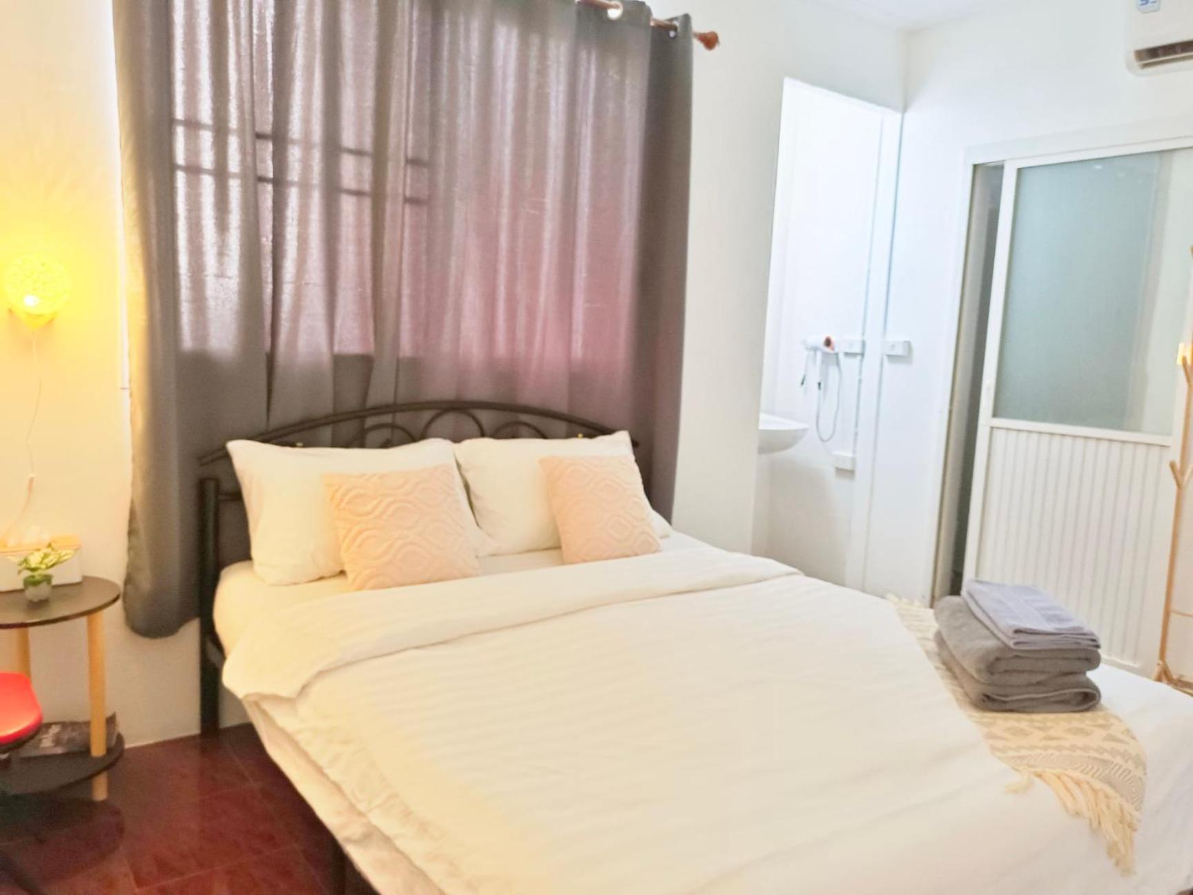 Getaway - 4 Bedroom,6 Beds And 5 Bathroom Villa *
