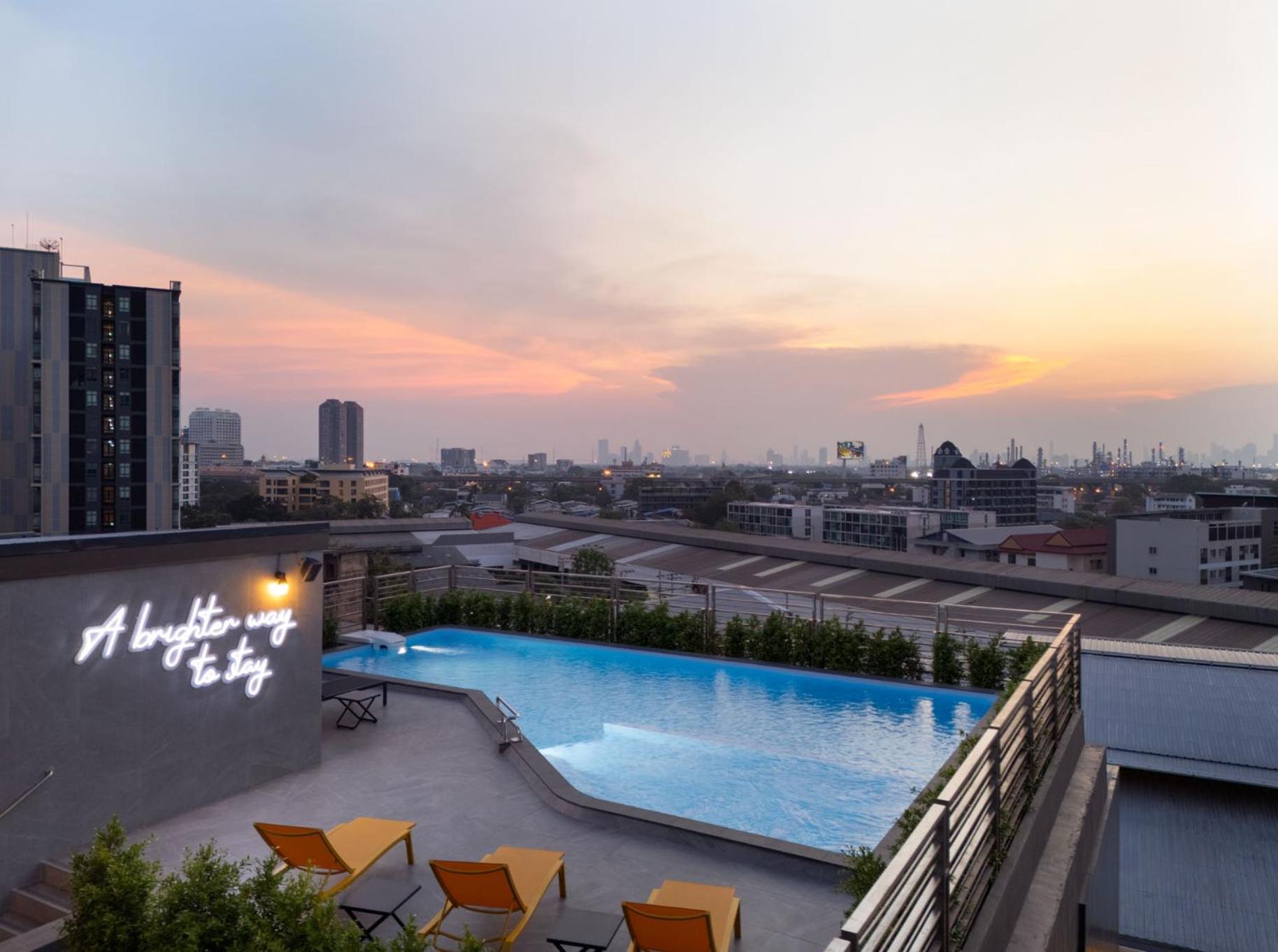 Lumen Udomsuk Station Hotel Bangkok