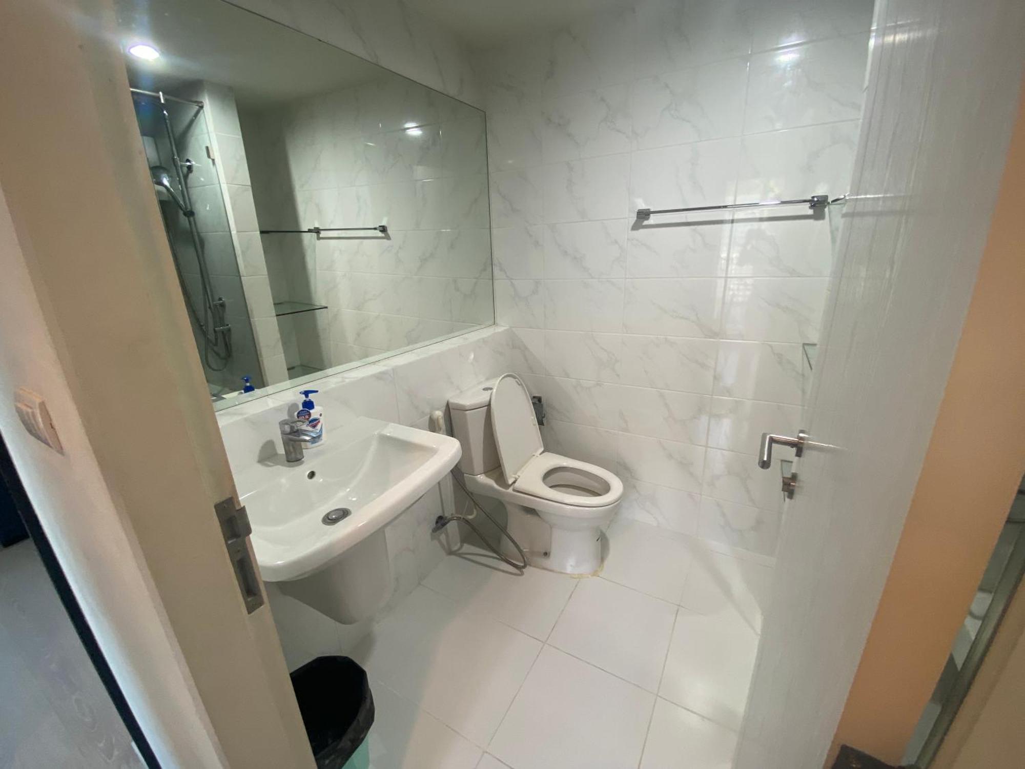Apartment Bts Onnut One Bedroom Free Wifi Quiet Bangkok