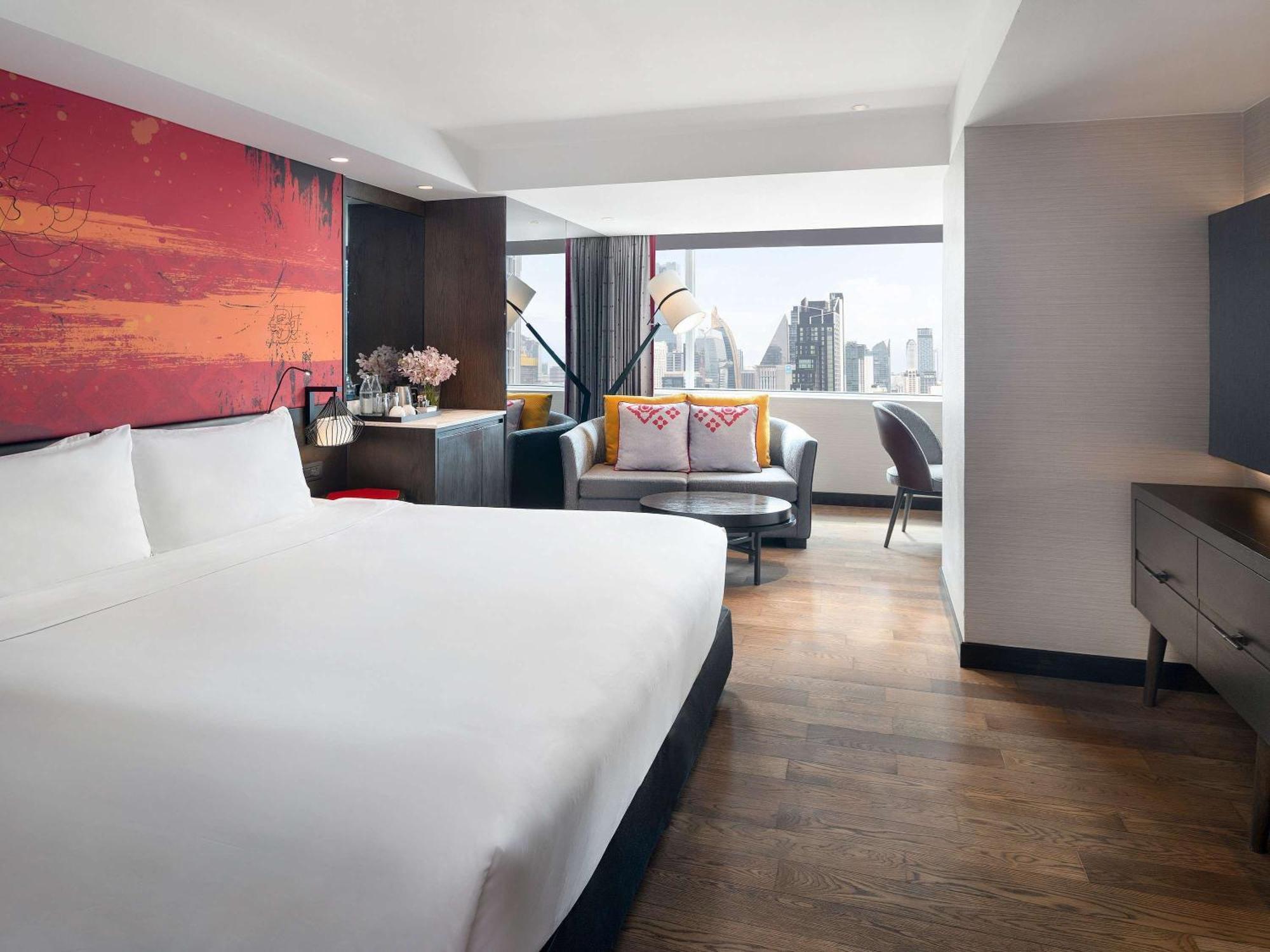 Mercure Sukhumvit 11 Hotel