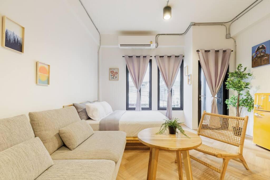 Hotel Wabisabi 3 Min To Train Station Banguecoque