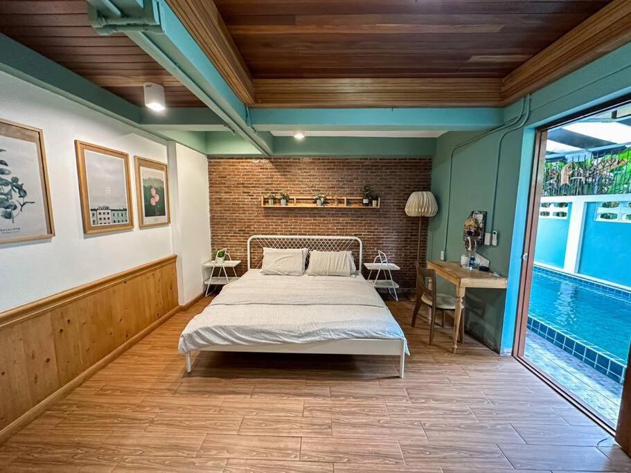 T-house 10 -6br Max15ppl Whole House With Pool Holiday home Bangkok