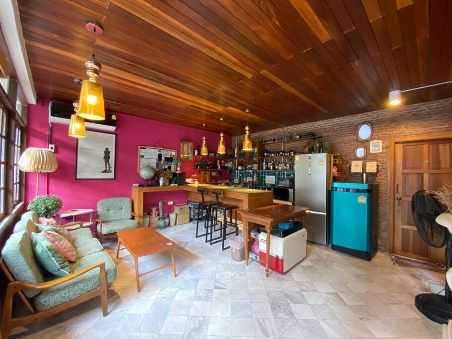T-house 10 -6br Max15ppl Whole House With Pool *