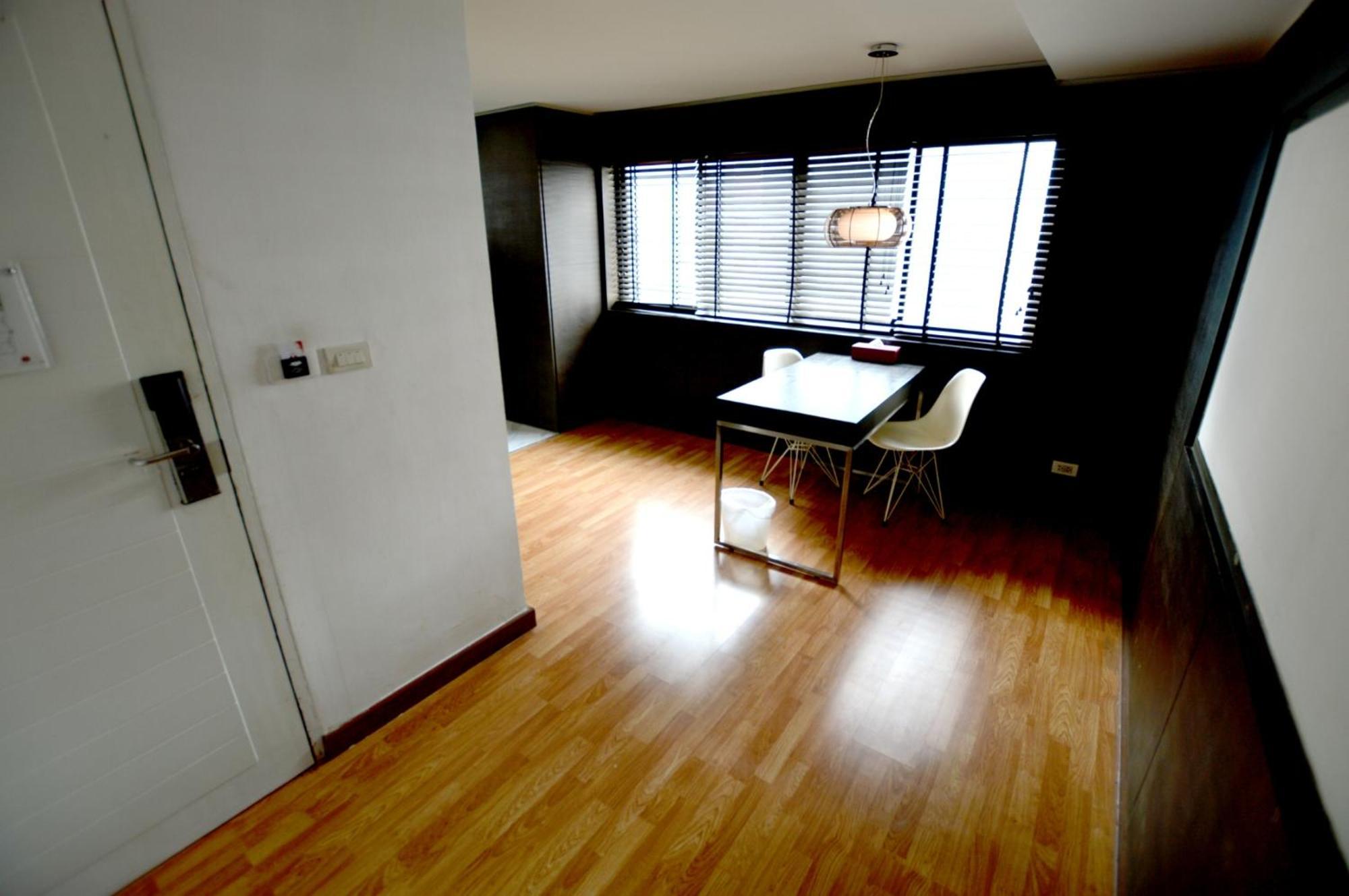 I Silom Hotel 4*