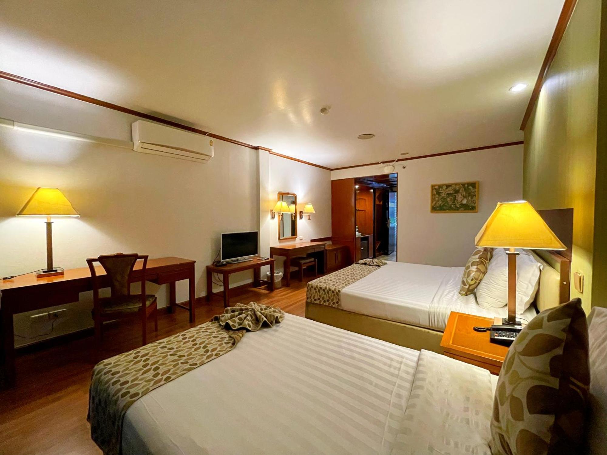 Hotel Arawana Regency Park Sukhumvit Bangkok
