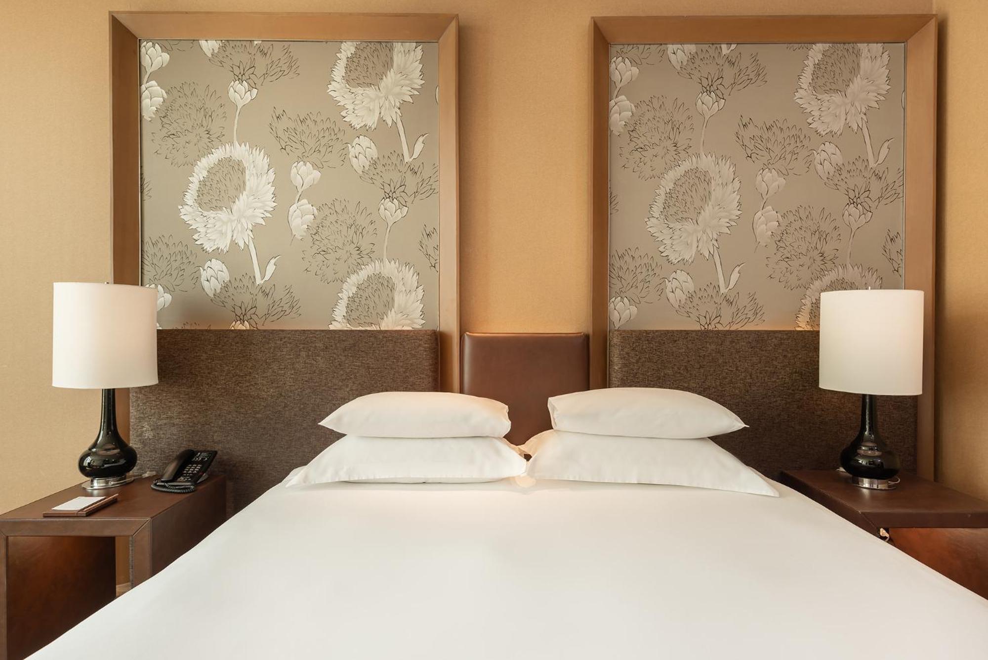 Eastin Grand Sathorn