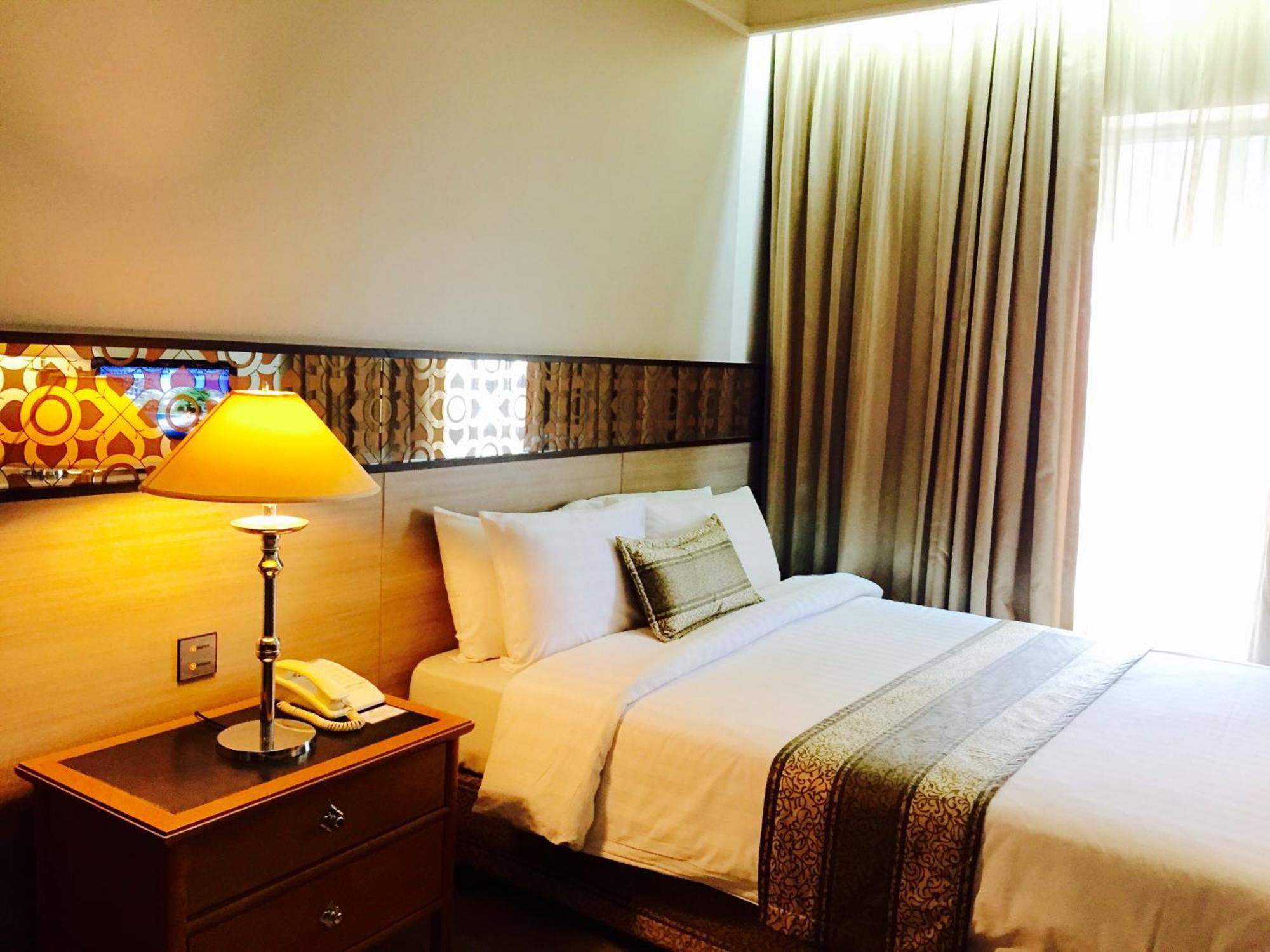 Hotel Indra Regent