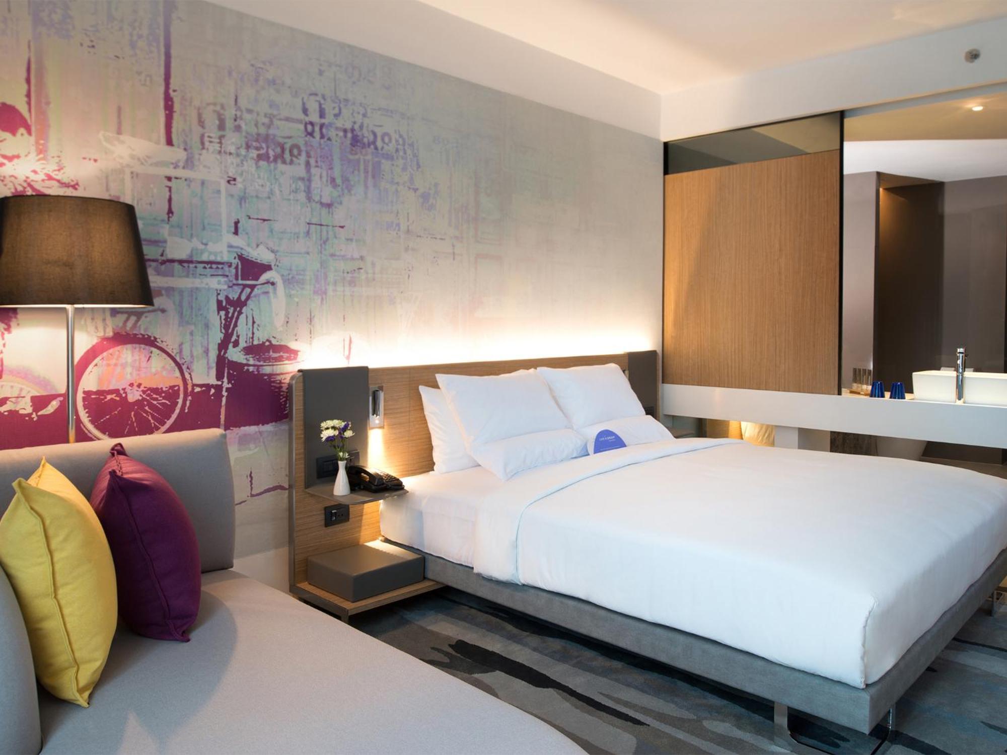 Novotel Sukhumvit 4 - Sha Extra Hotel