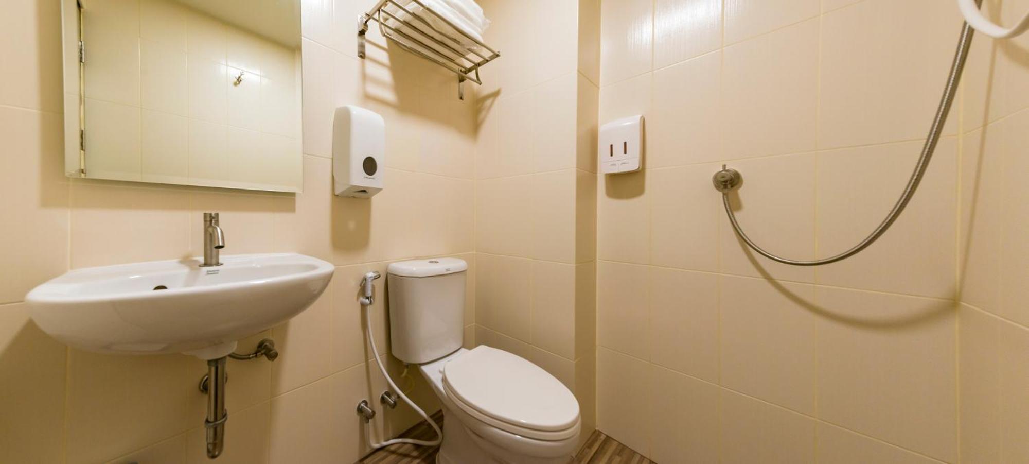 P18 Hotel