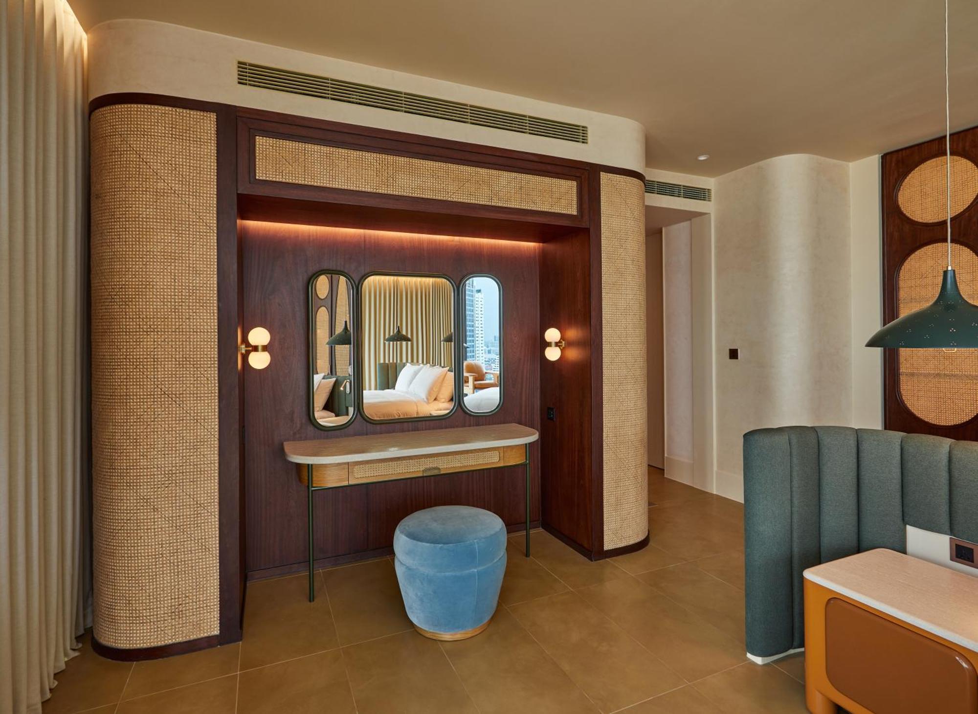 The Standard, Mahanakhon Hotel 5*