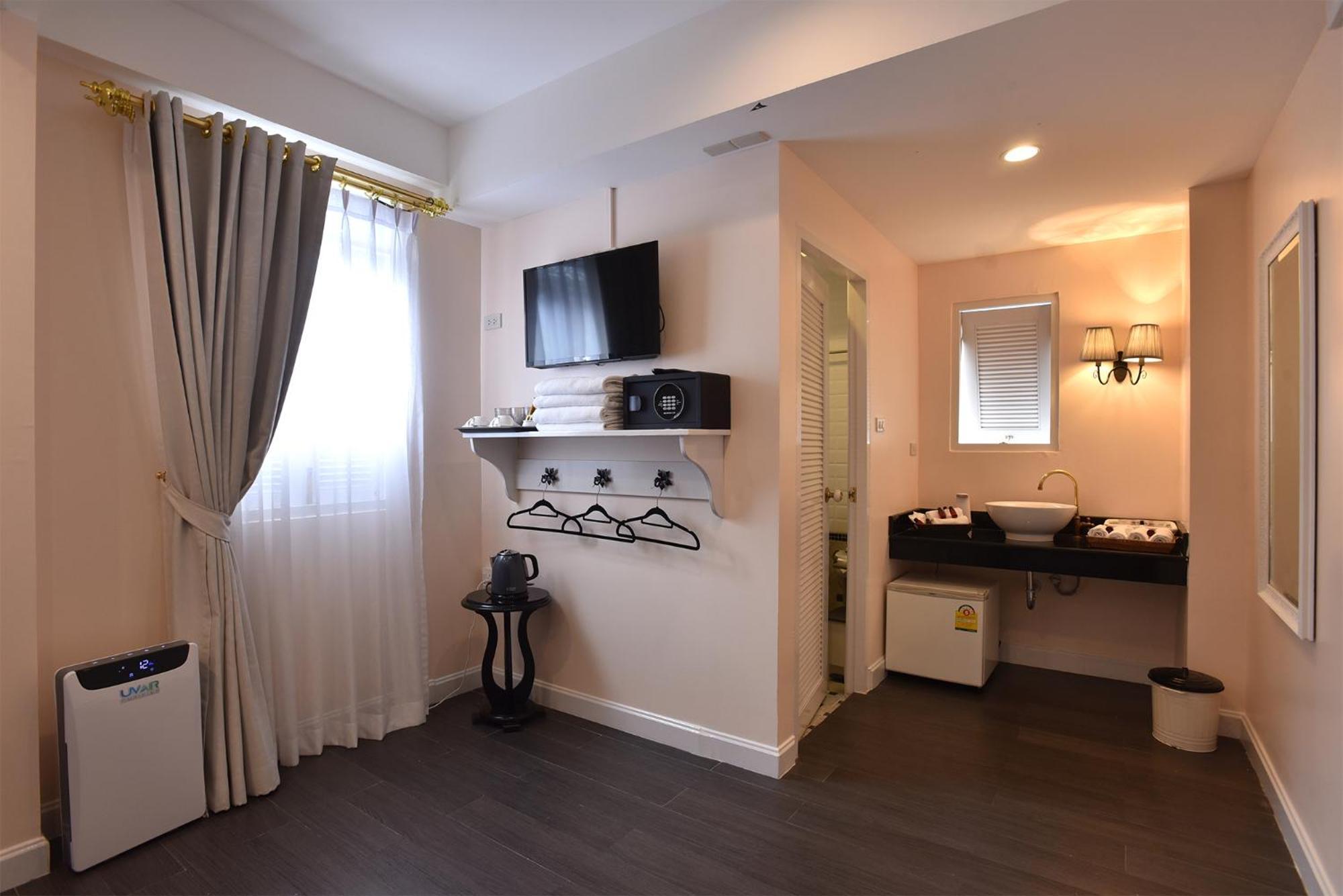 Noursabah Boutique Bed Bangkok