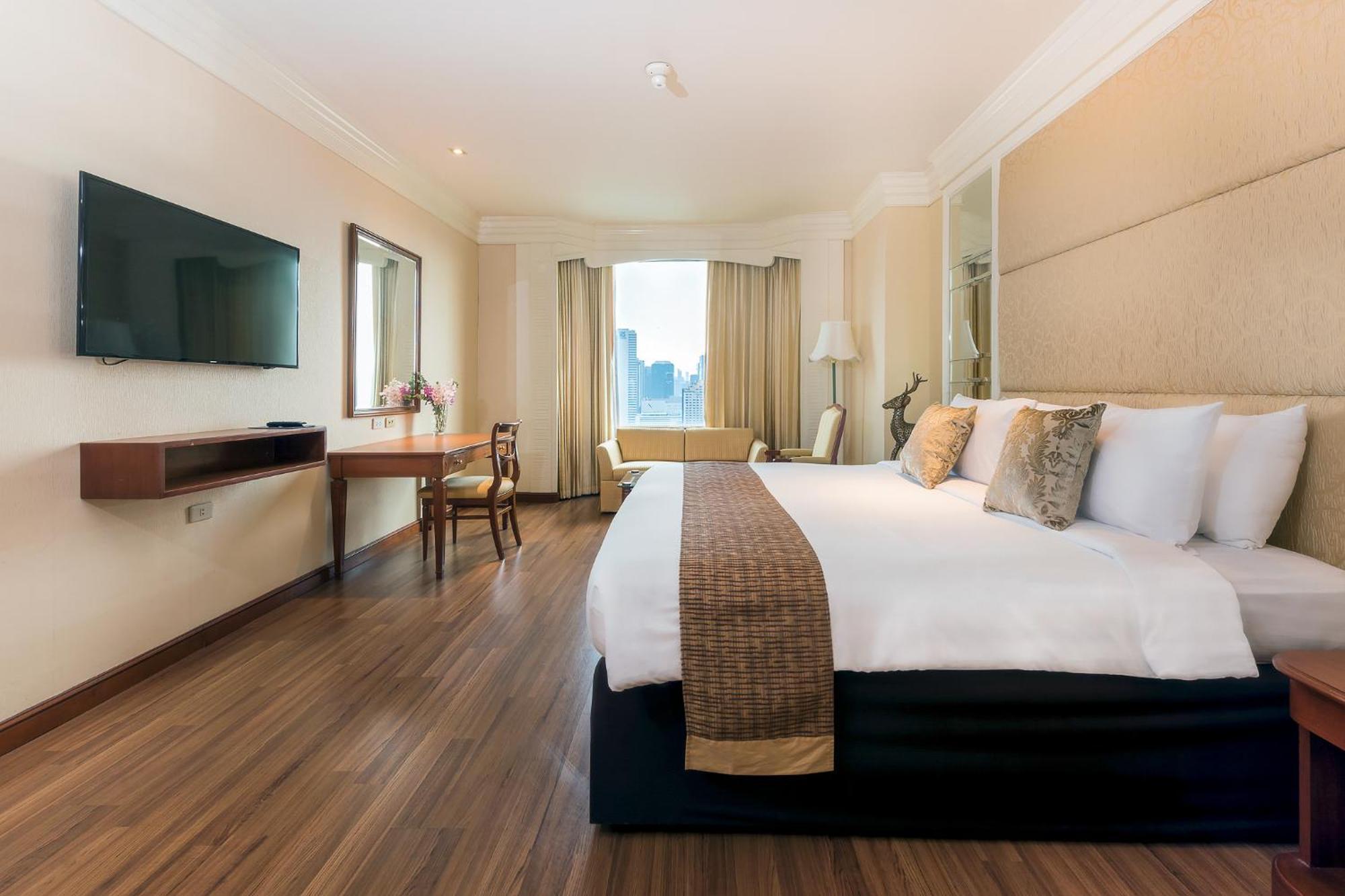 The Emerald 5*