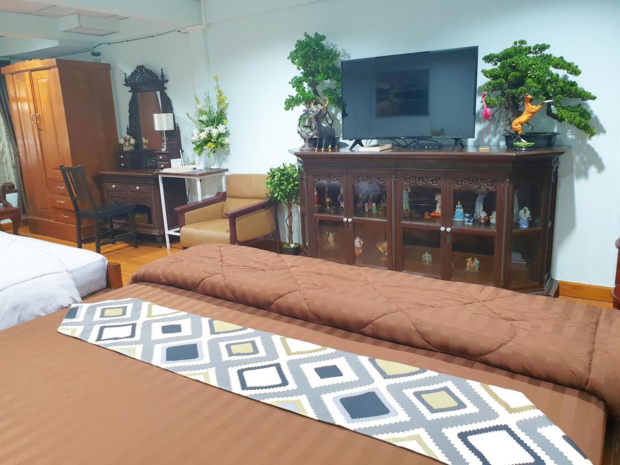 297 Nature Bed & Breakfast Bangkok
