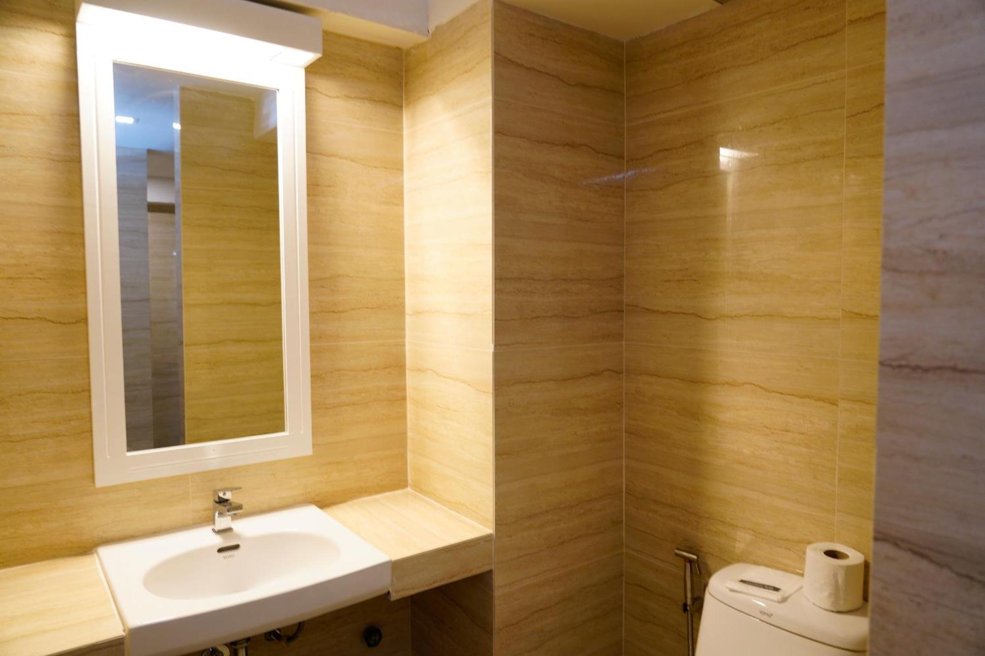 Wild Orchid Hotel 3*