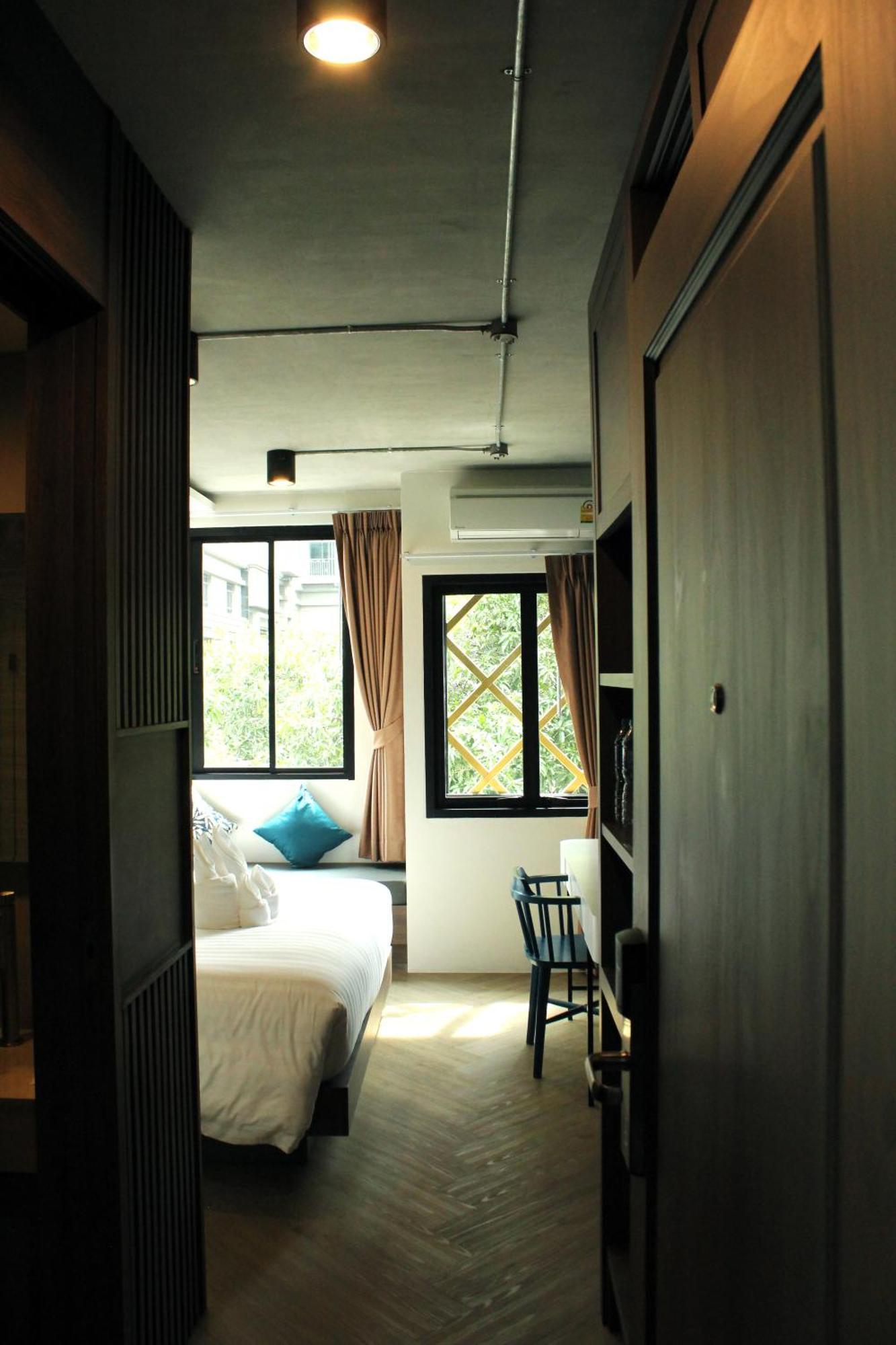 W Station Hotel 3*