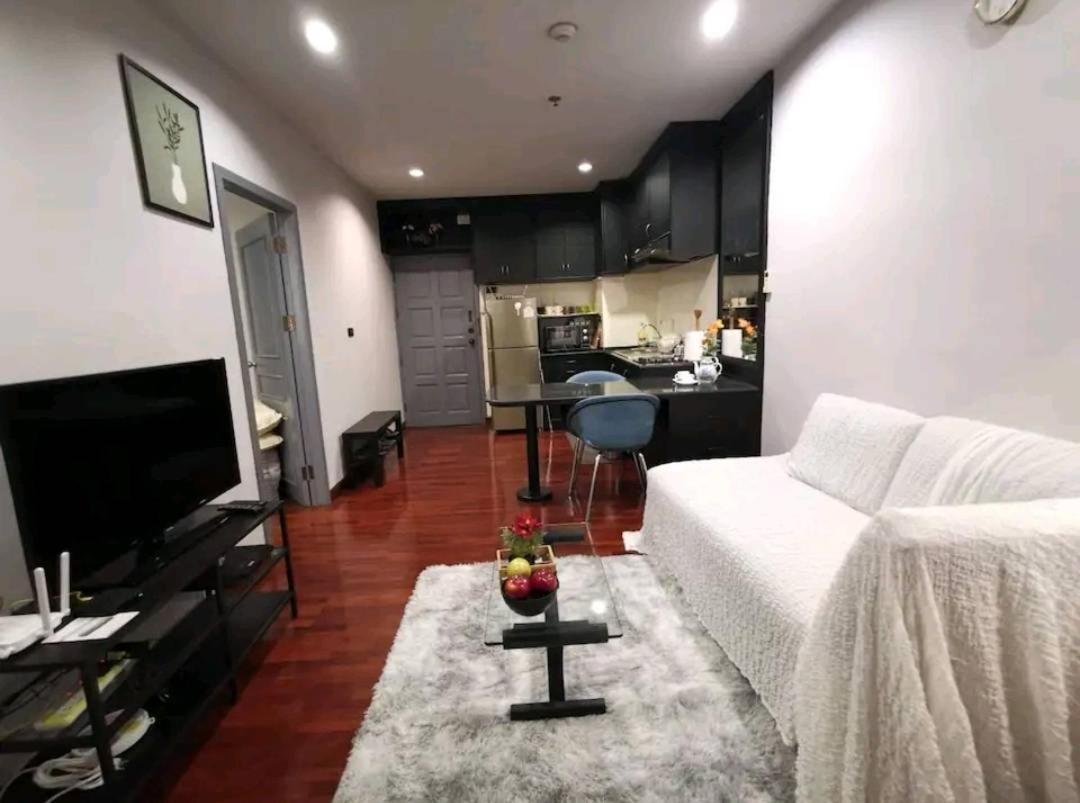 Cozy 1br Walk To Bts And Airport Rail Link Close To Malls G7 *