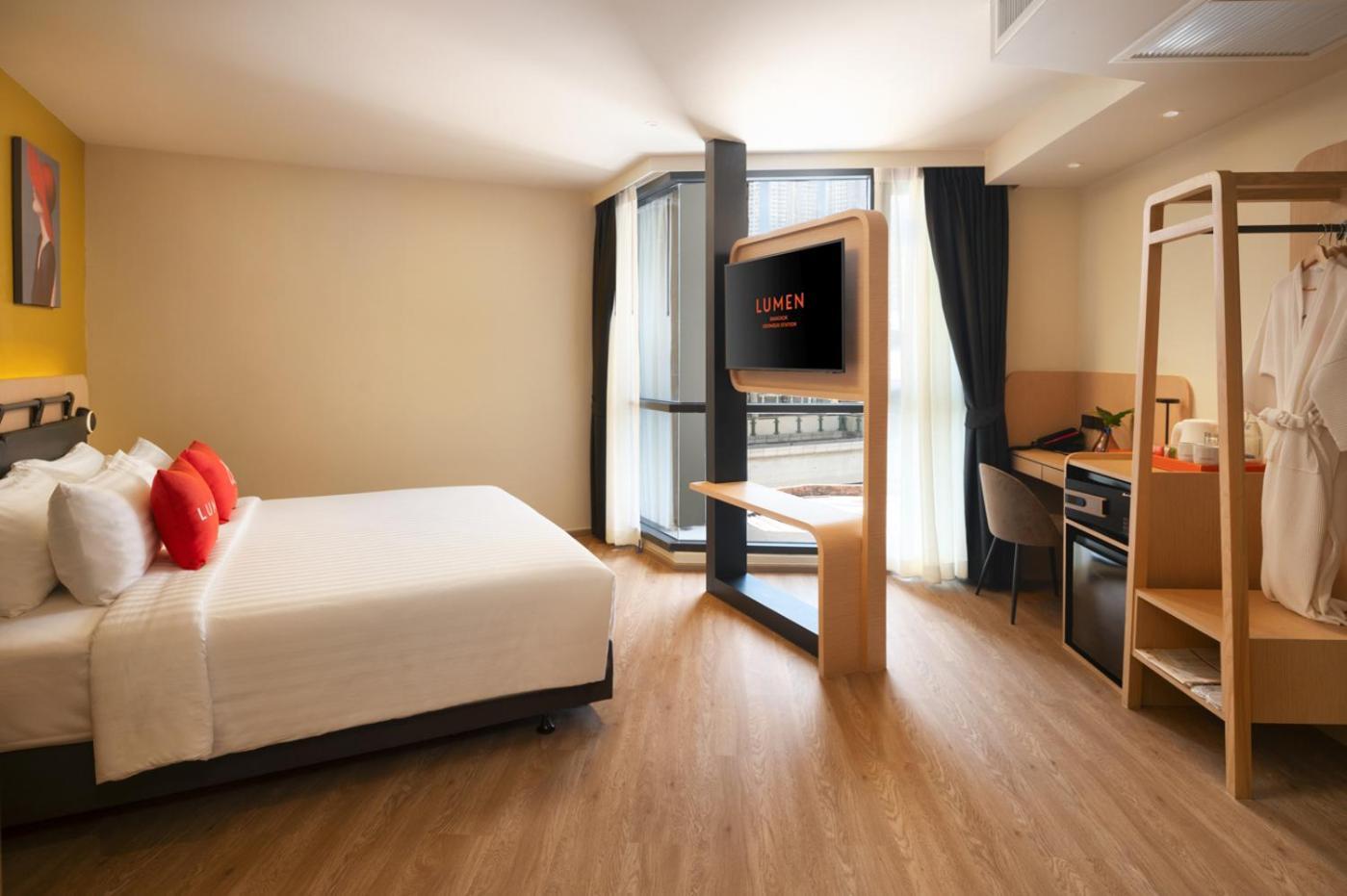 Lumen Udomsuk Station 4*