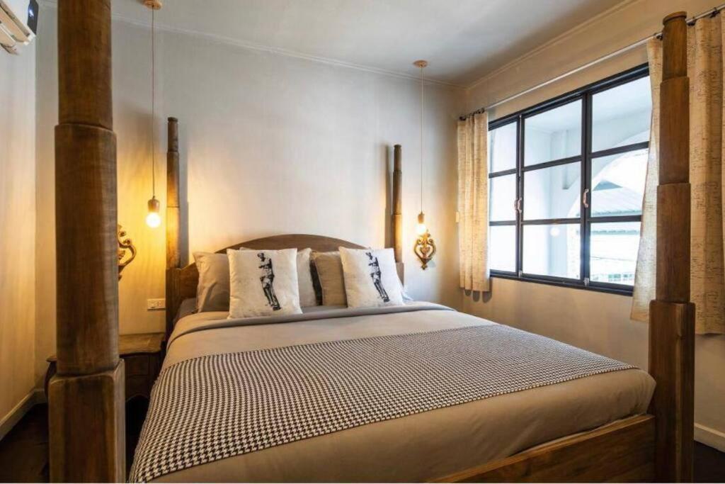 Beautiful 3 Bedroom Baroque House Near Asoke Bts Villa