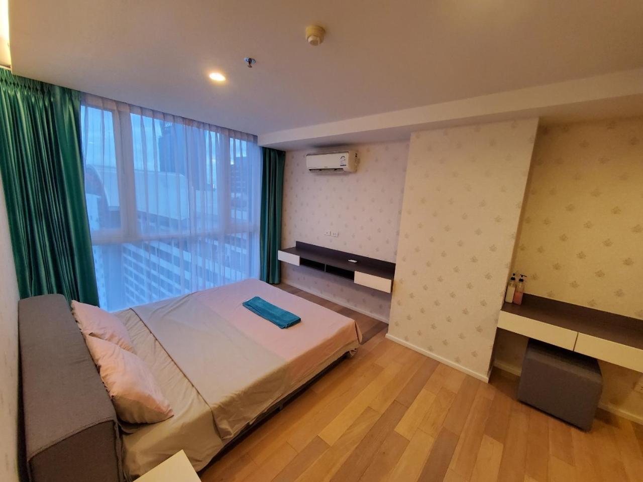 Apartment 15 Sukhumvit Residences