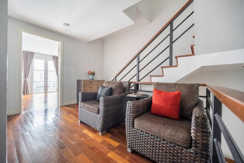 Miq_home404/asok Bts/resort Pool/10pax/1000mbwifi Villa *