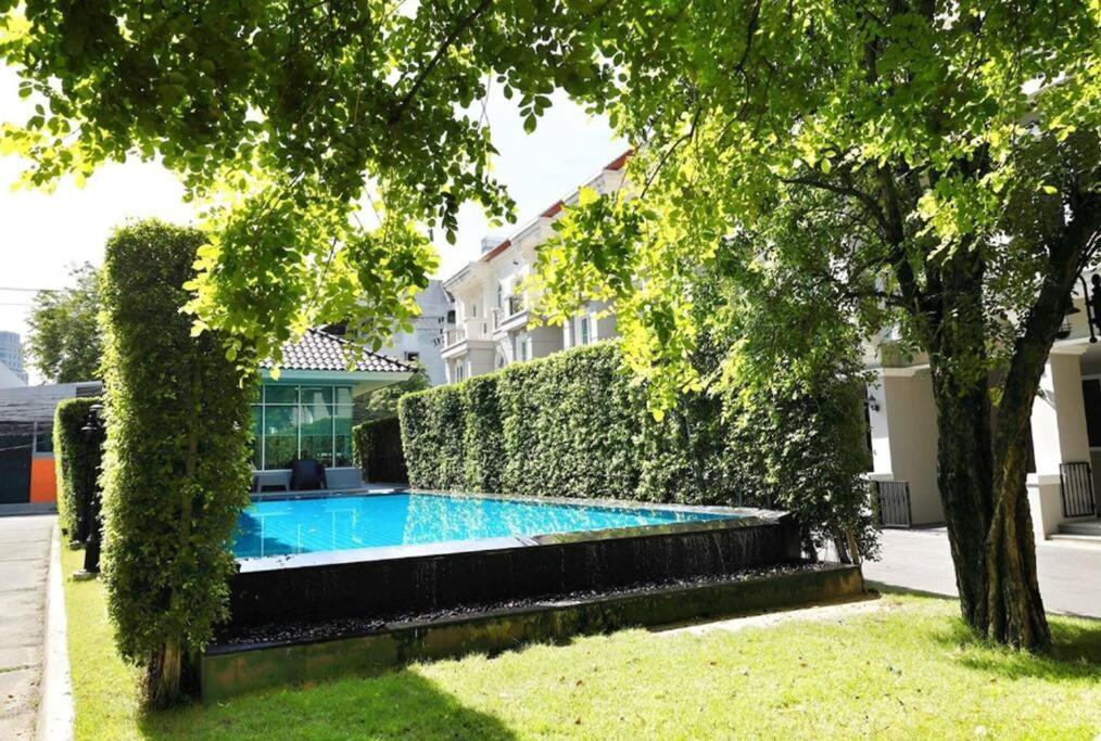 Miq_home404/asok Bts/resort Pool/10pax/1000mbwifi Bangkok