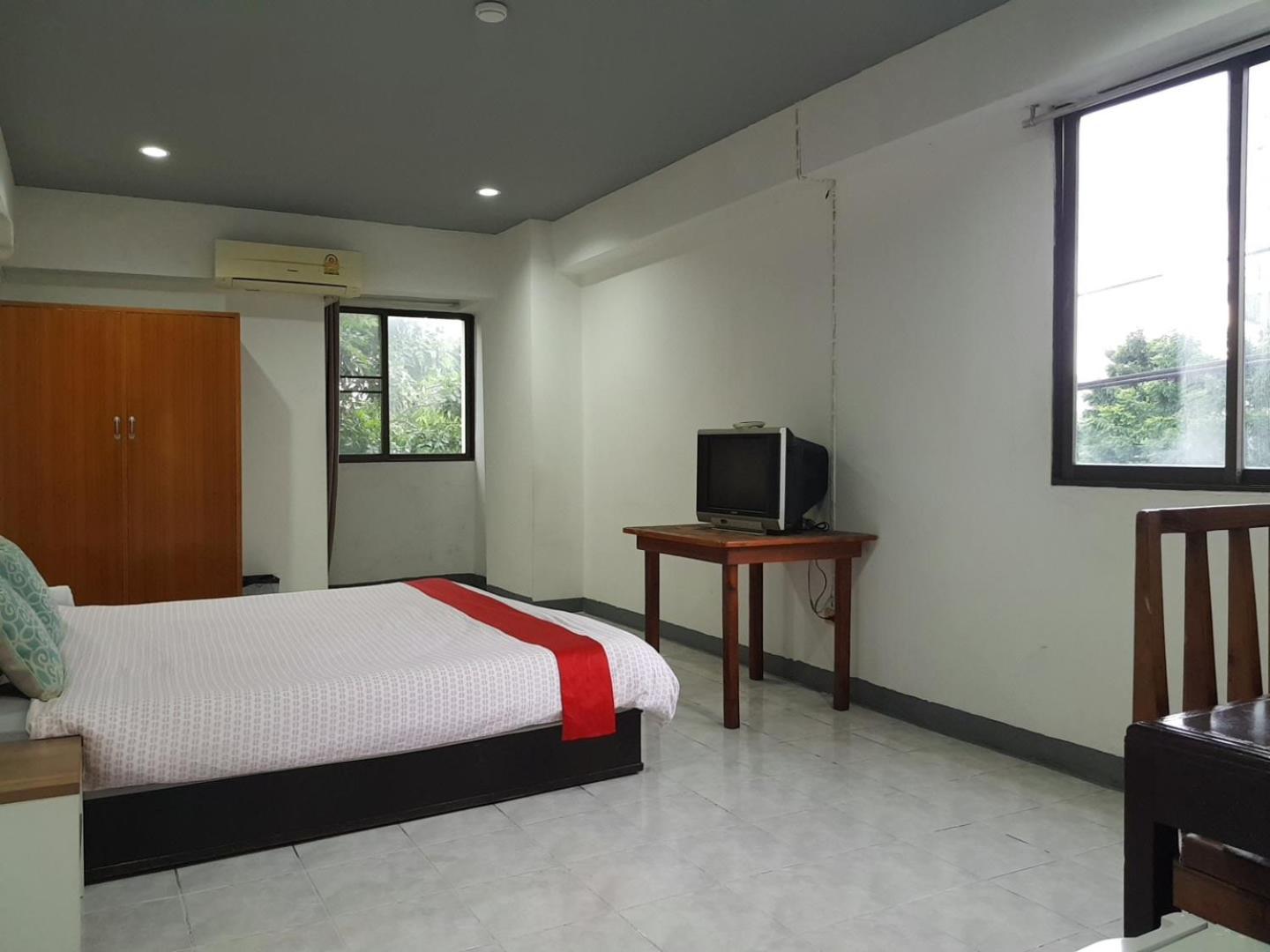 โรงแรมวินบางนา Win Bangna Hotel Banguecoque