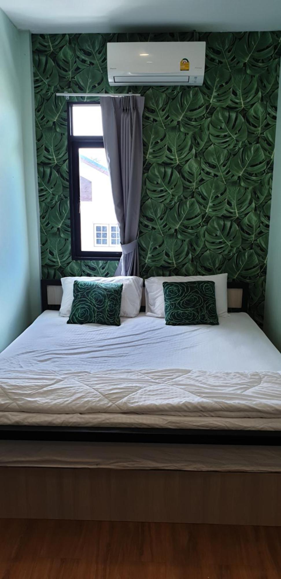 Nature Village Hostel Bangkok