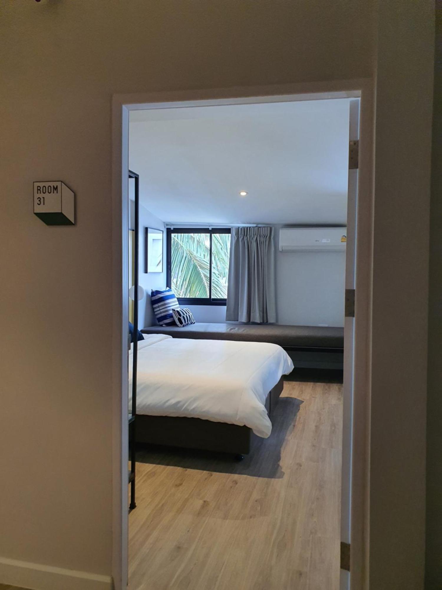 Roompini Bed & Breakfast Bangkok