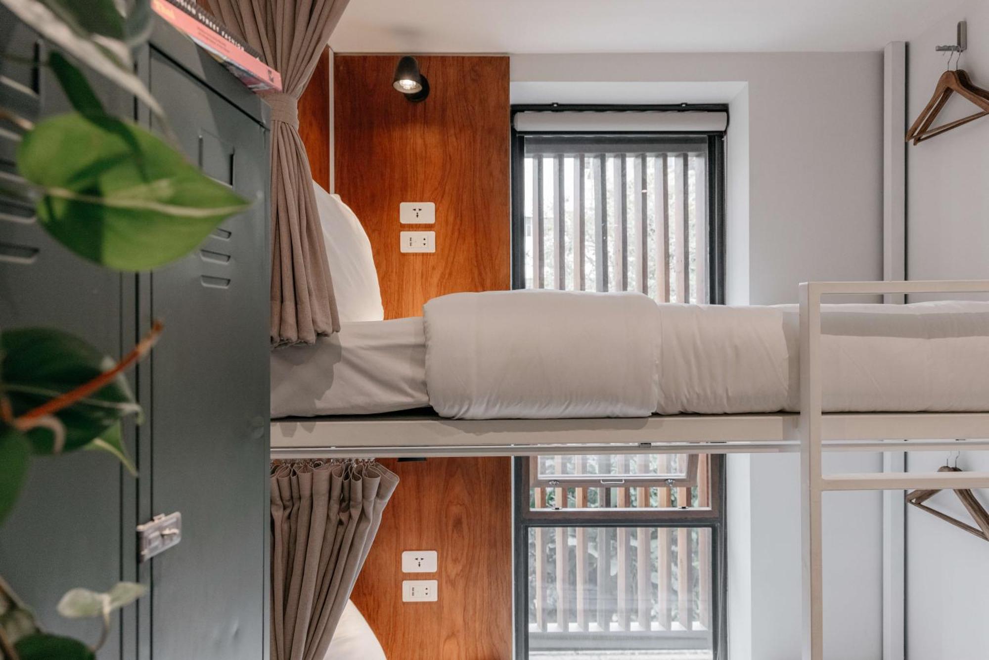 Tamni Hostel