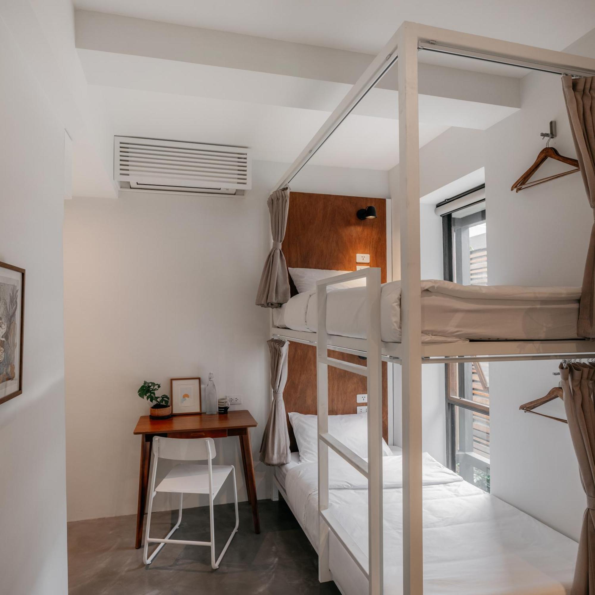 Hostel Tamni *