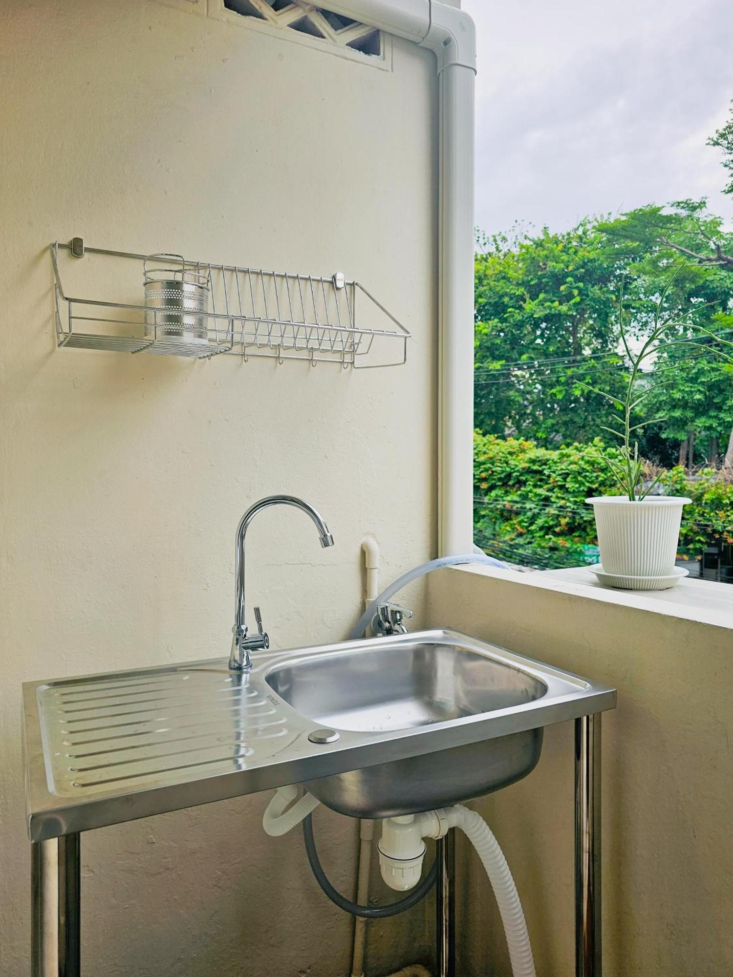 204hideaway-local With Street Food Only 15 Min Walk To Skytrain *