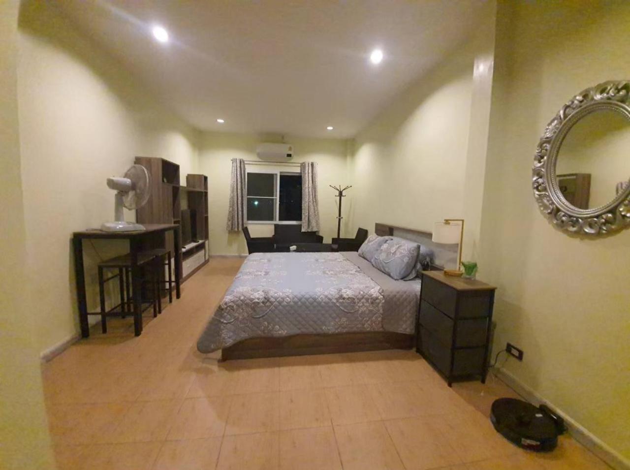 Apartamento Merit Courtyard Suvarnaphumi House