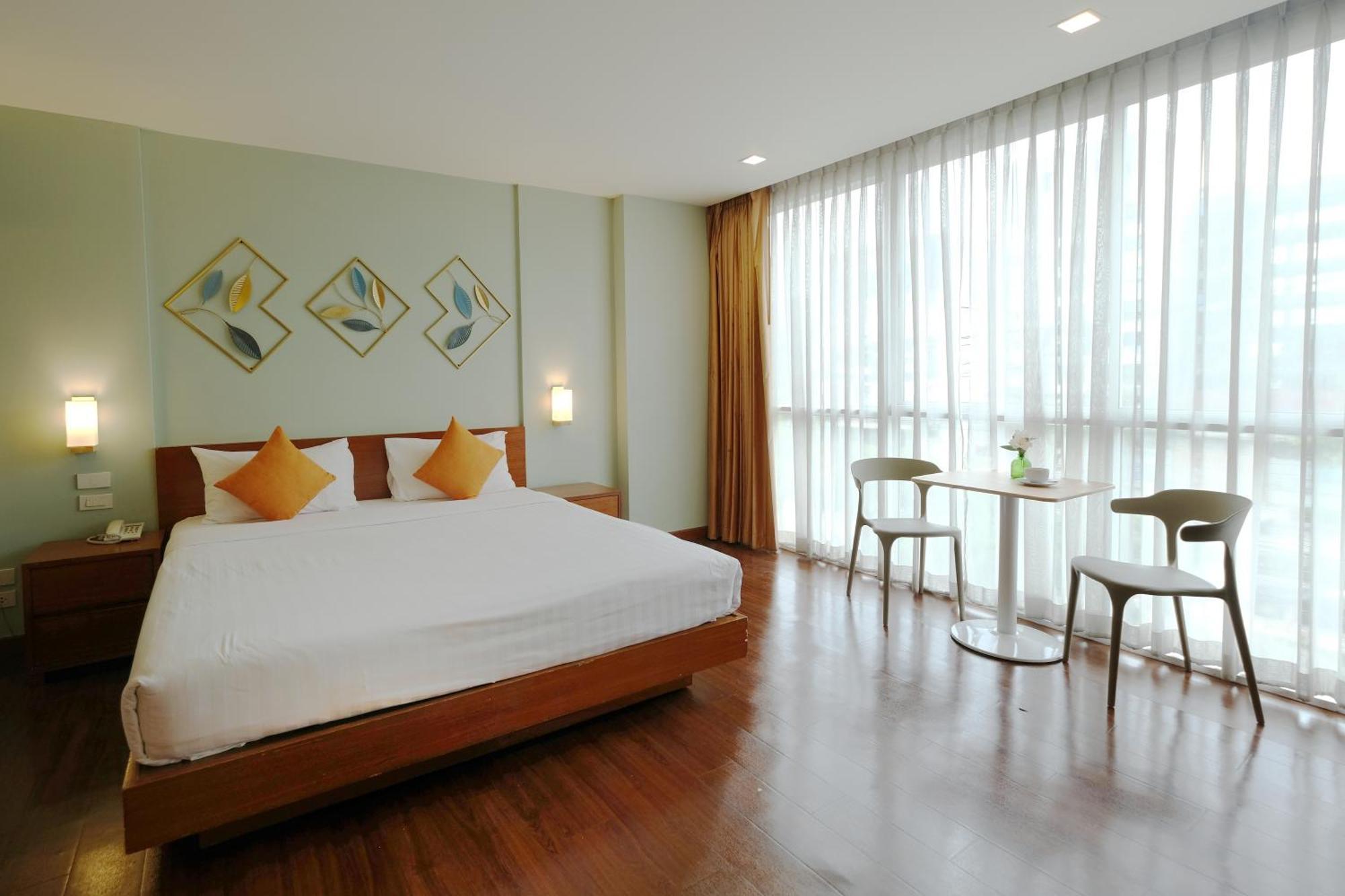 Hotel Lantana 3*