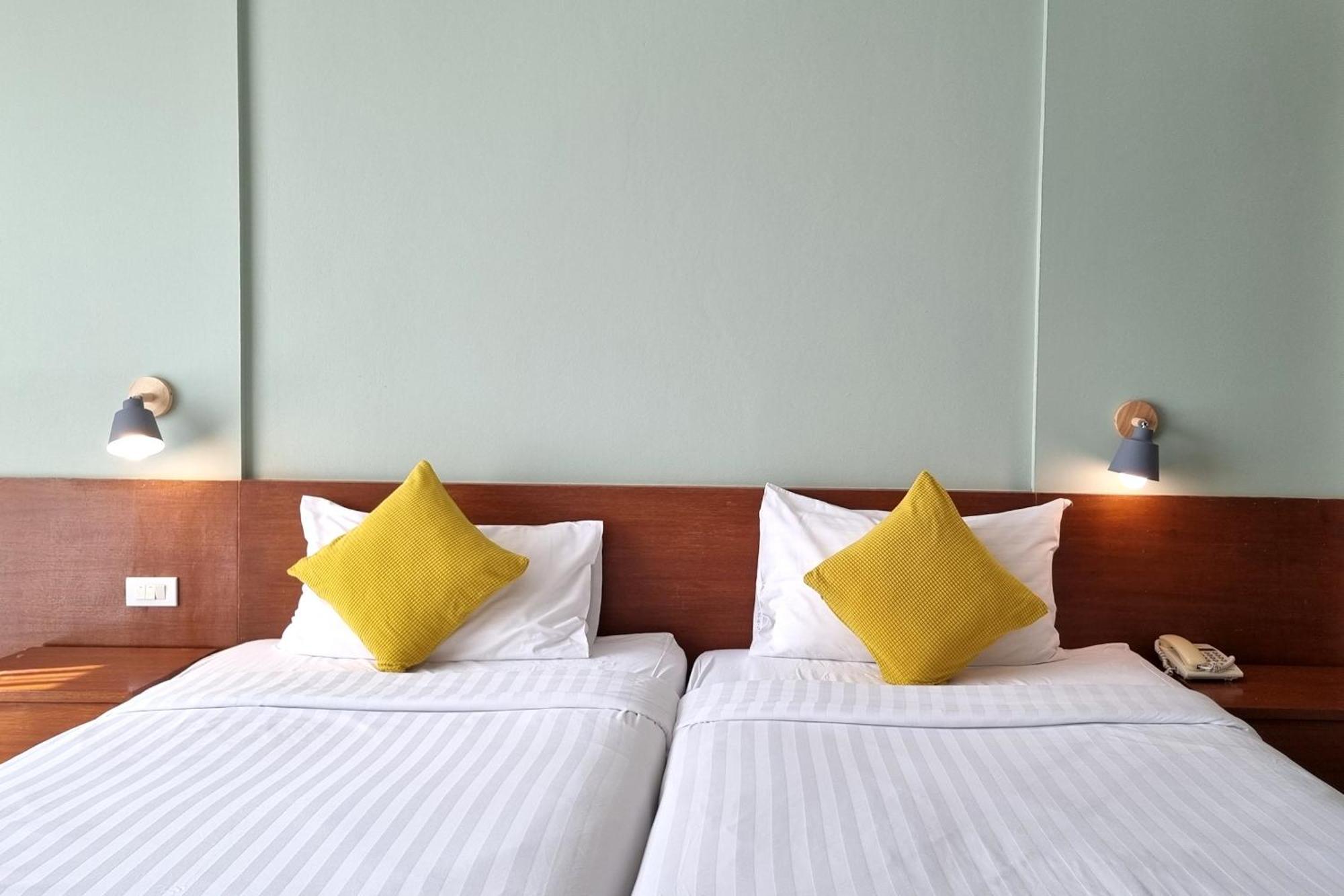 Lantana Hotel 3*