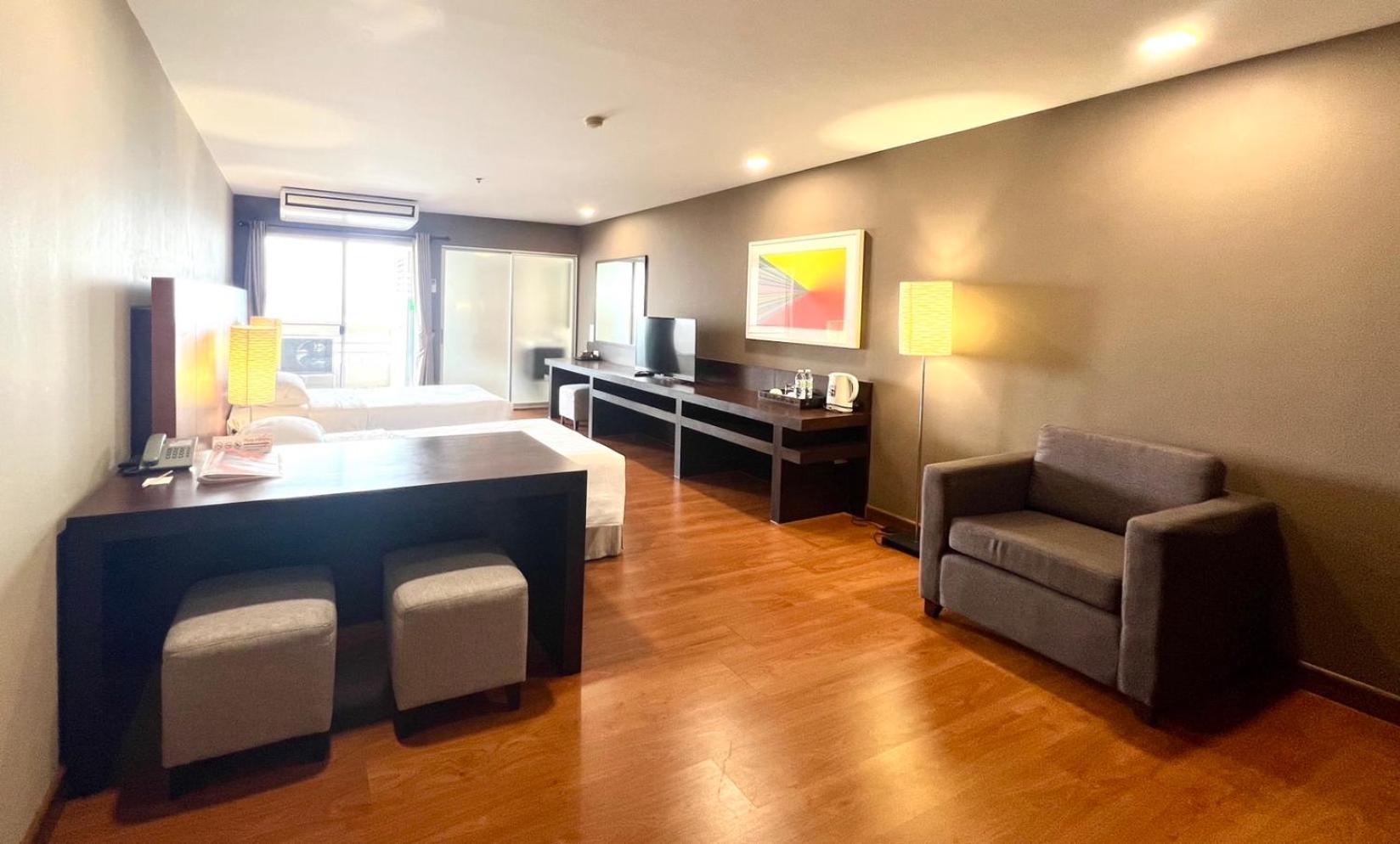 Aparthotel Bu Place 4*