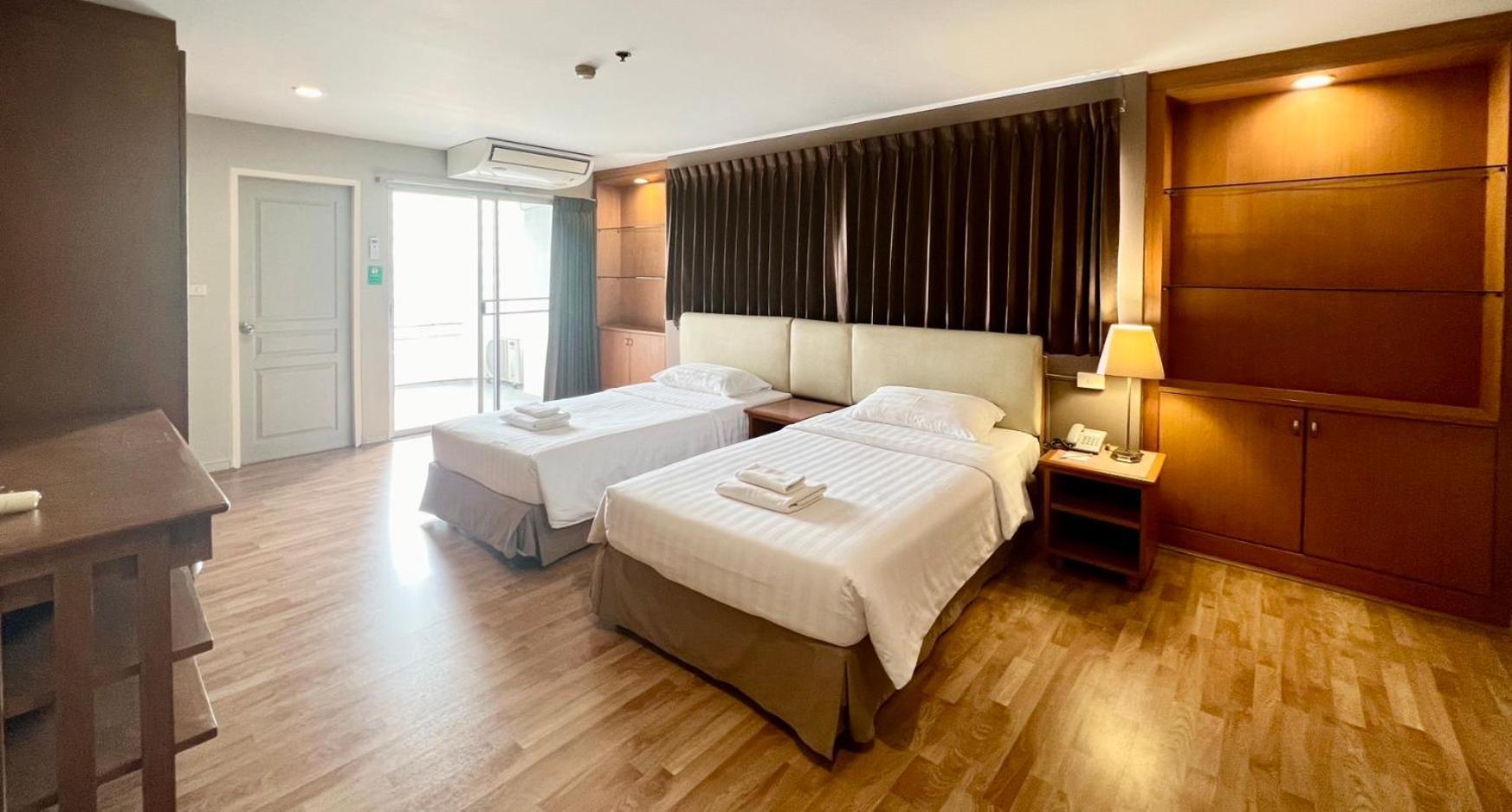 Aparthotel Bu Place 4*