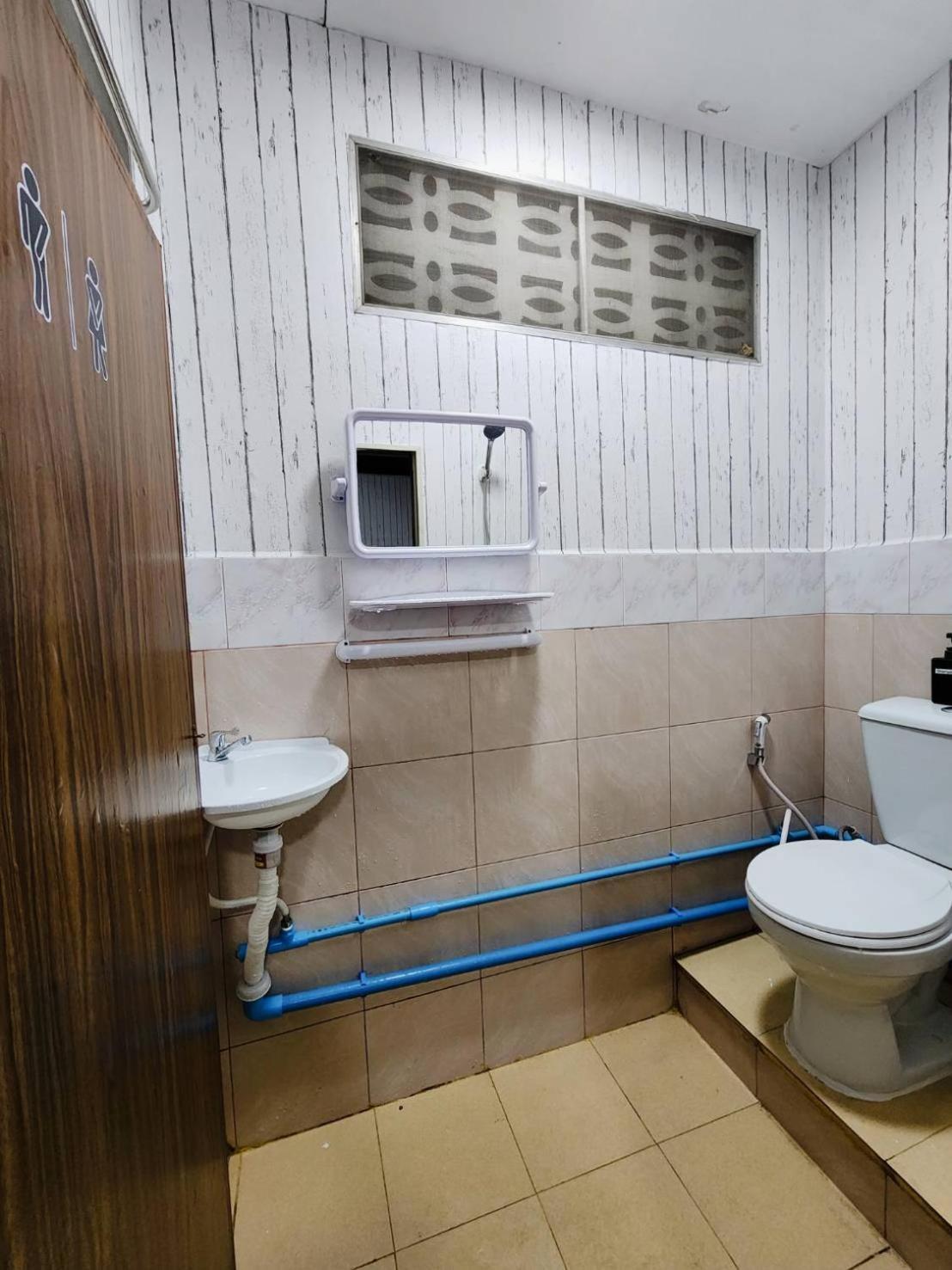 201-olan Place Homely Free Wi-fi And Near Bts Line Apartment Bangkok