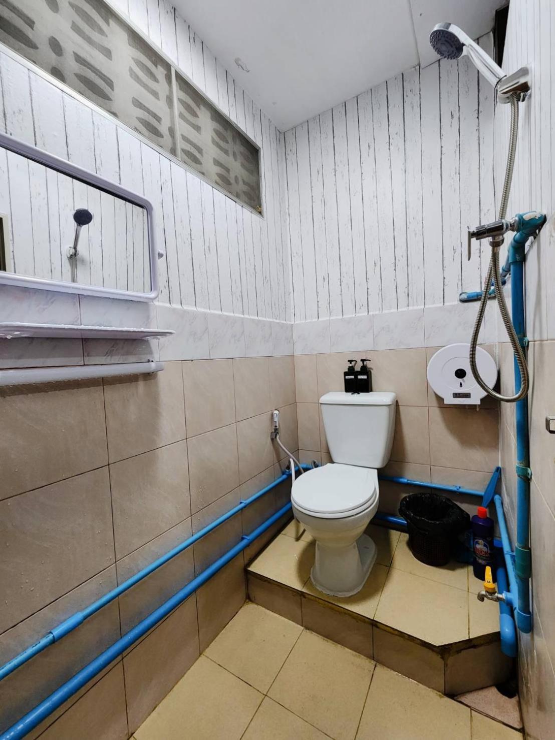 201-olan Place Homely Free Wi-fi And Near Bts Line *