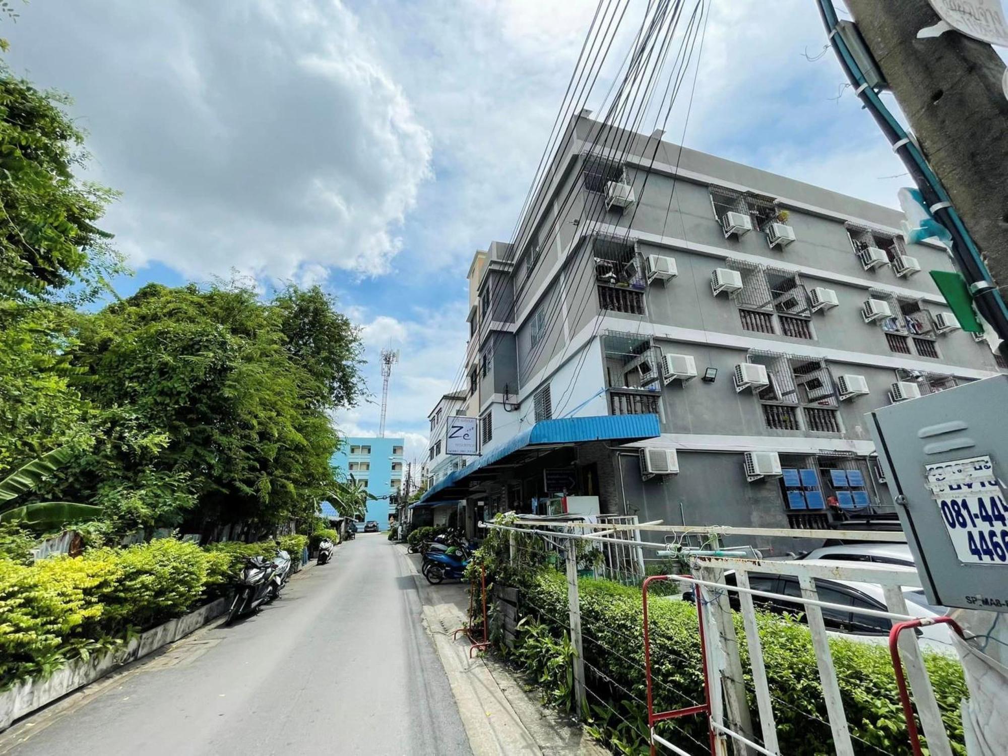 Ze Ram Intra 2* Bangkok