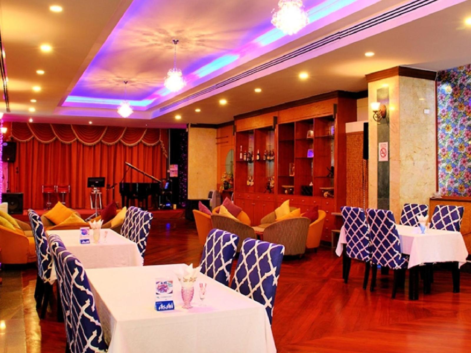 Summit Pavilion 4* Bangkok