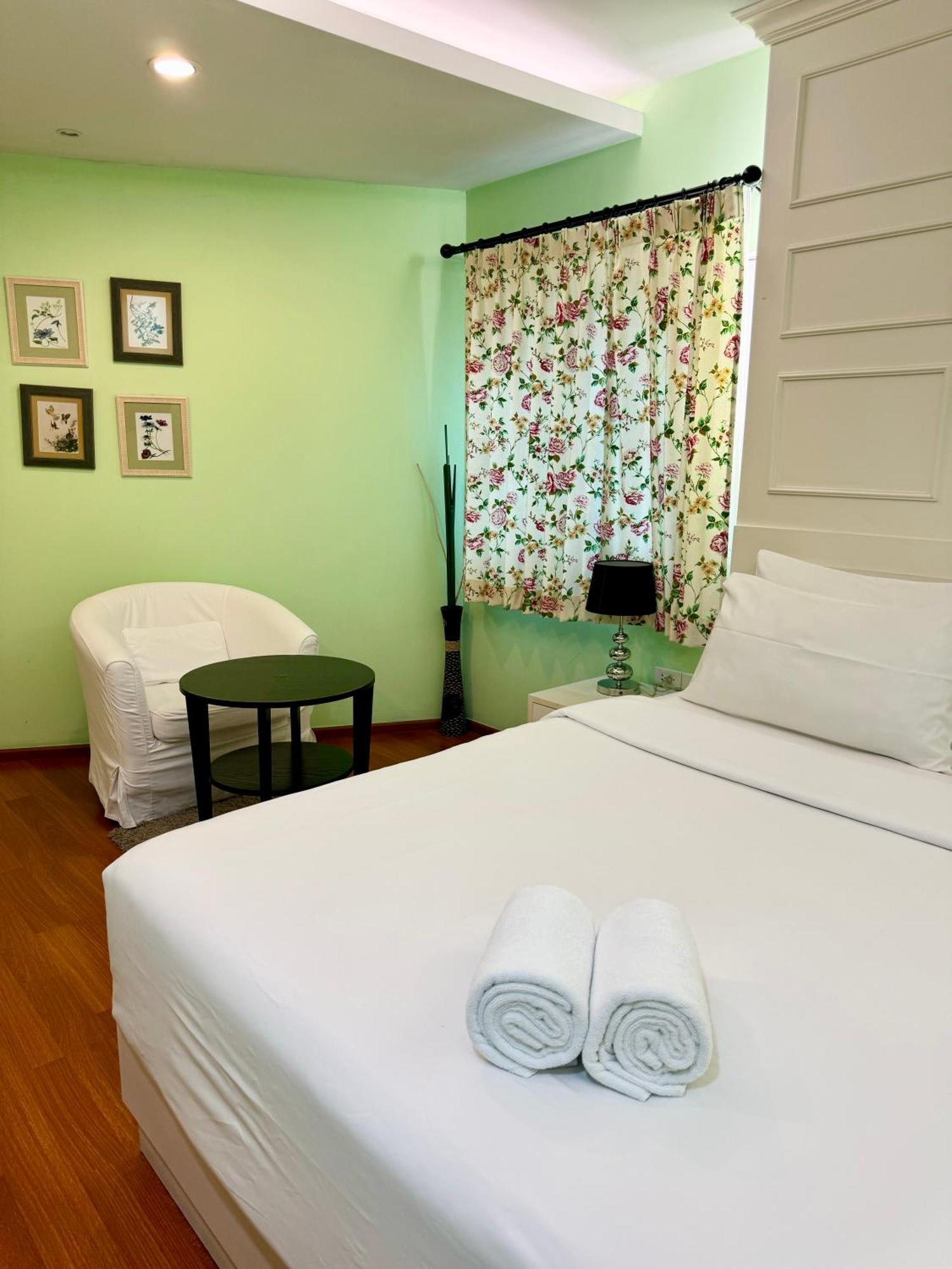 Inn Sabai Dee Minitel Bangkok