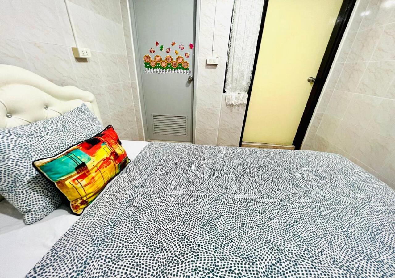 Bed & Breakfast Ree House-asoke Bts Bangkok