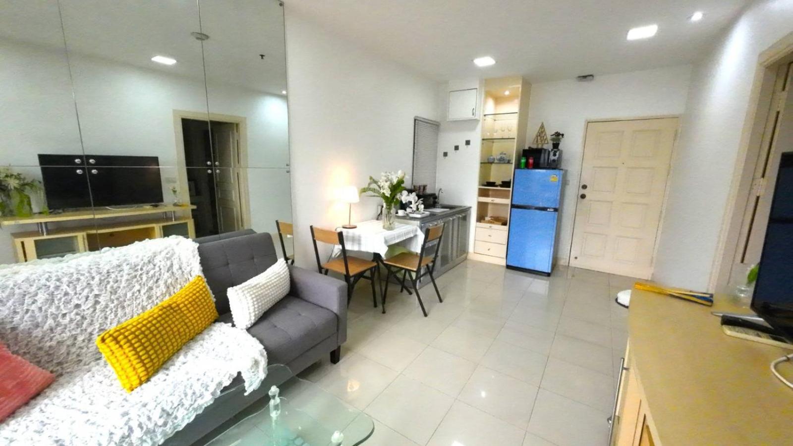 Pangsapuri Cozy 1br Walk To Bts And Airport Rail Link Close To Malls G7 *
