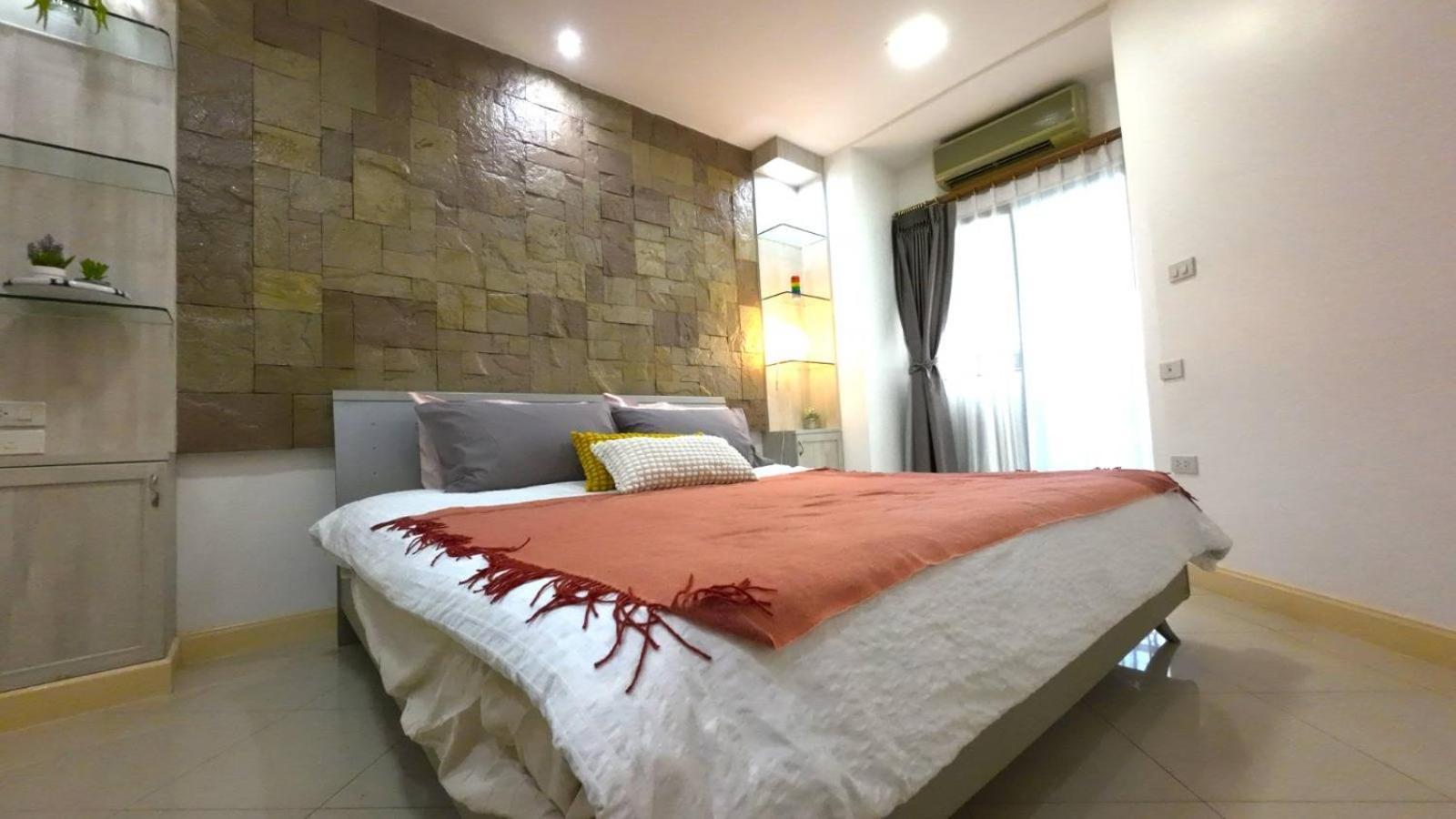 Cozy 1br Walk To Bts And Airport Rail Link Close To Malls G7 Pangsapuri *