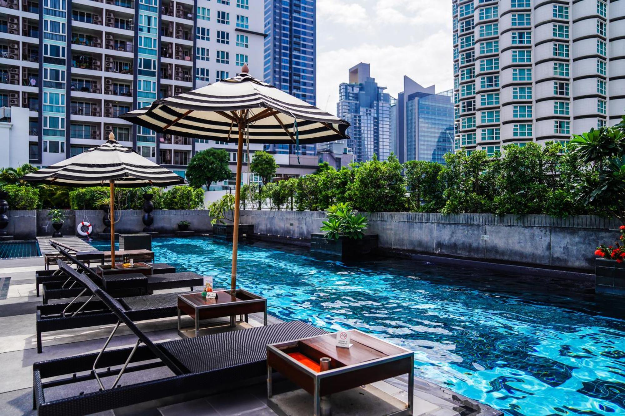 Moevenpick Sukhumvit 15 Hotel 5*