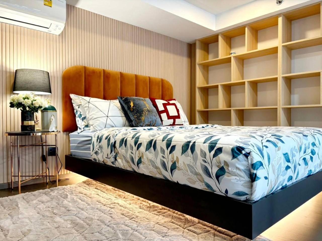 Duplex Luxury Near Bts Mrt Icon Siam Siam Paragon *