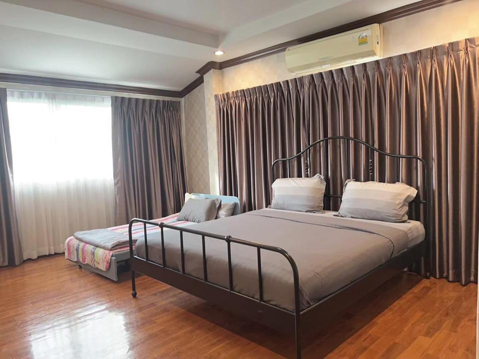 24 Donmuang * Bangkok